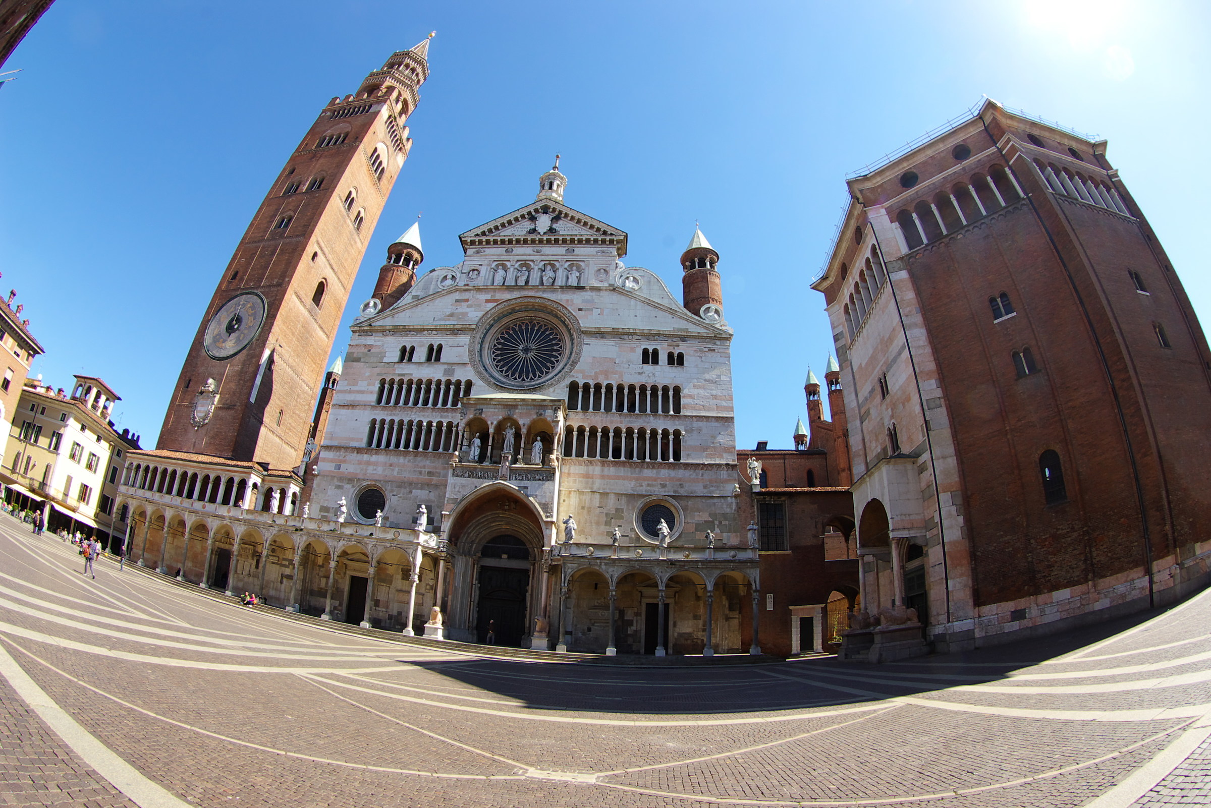cremona -square cathedral
