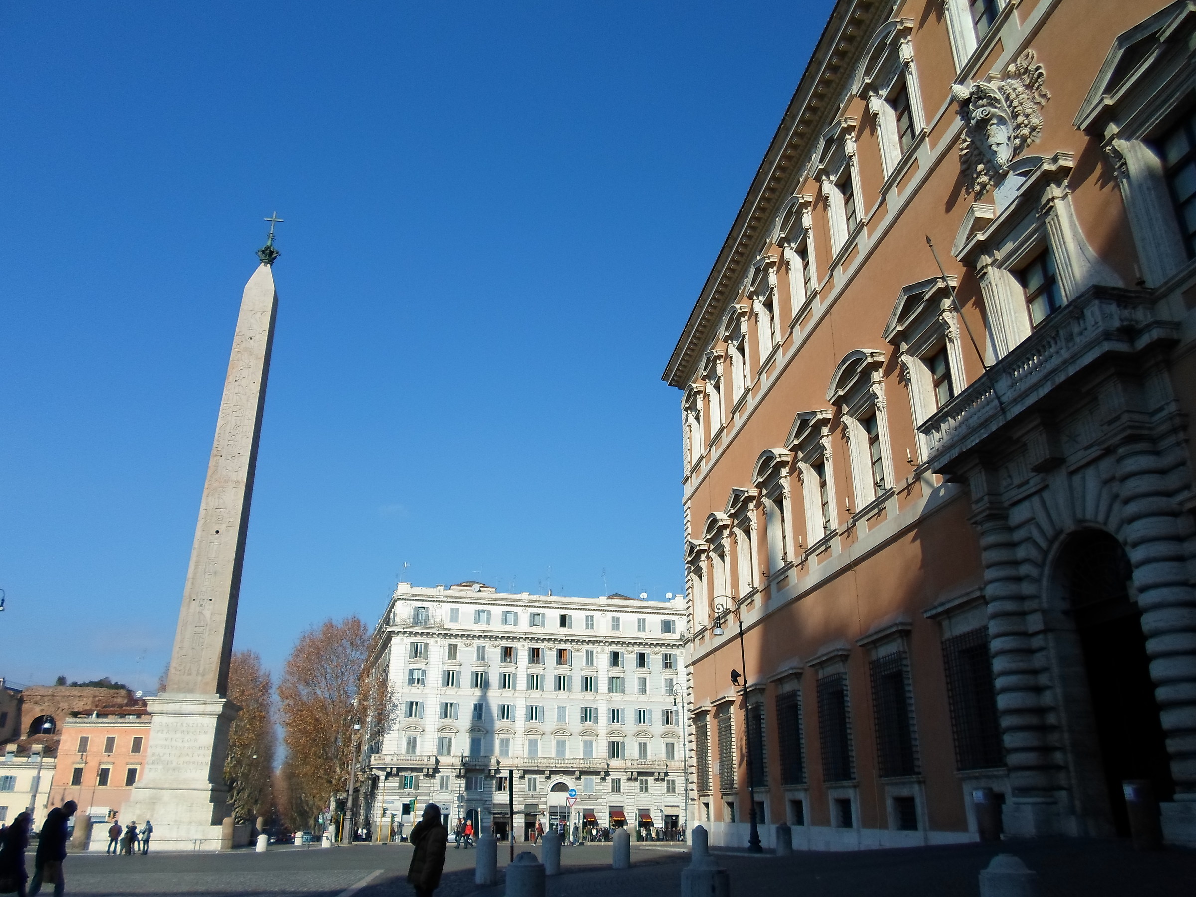 A beautiful morning at Piazza San Giovanni