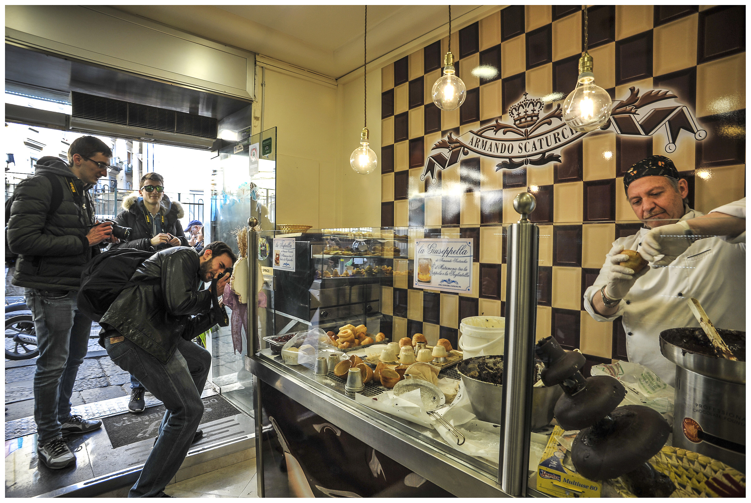 "Hands-on" dedicated to MadEmilio