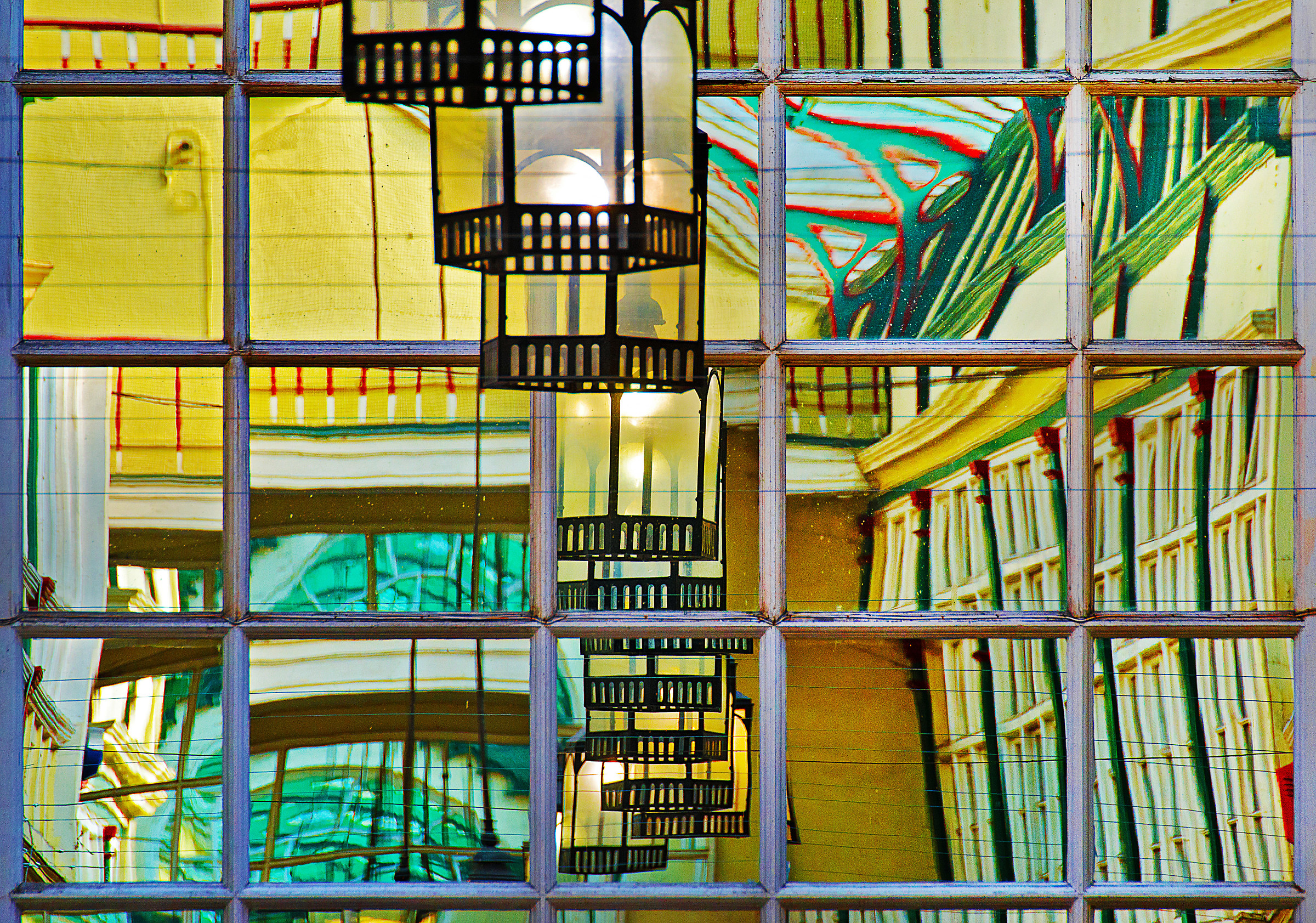 Castle Arcade: Patterns a specchio