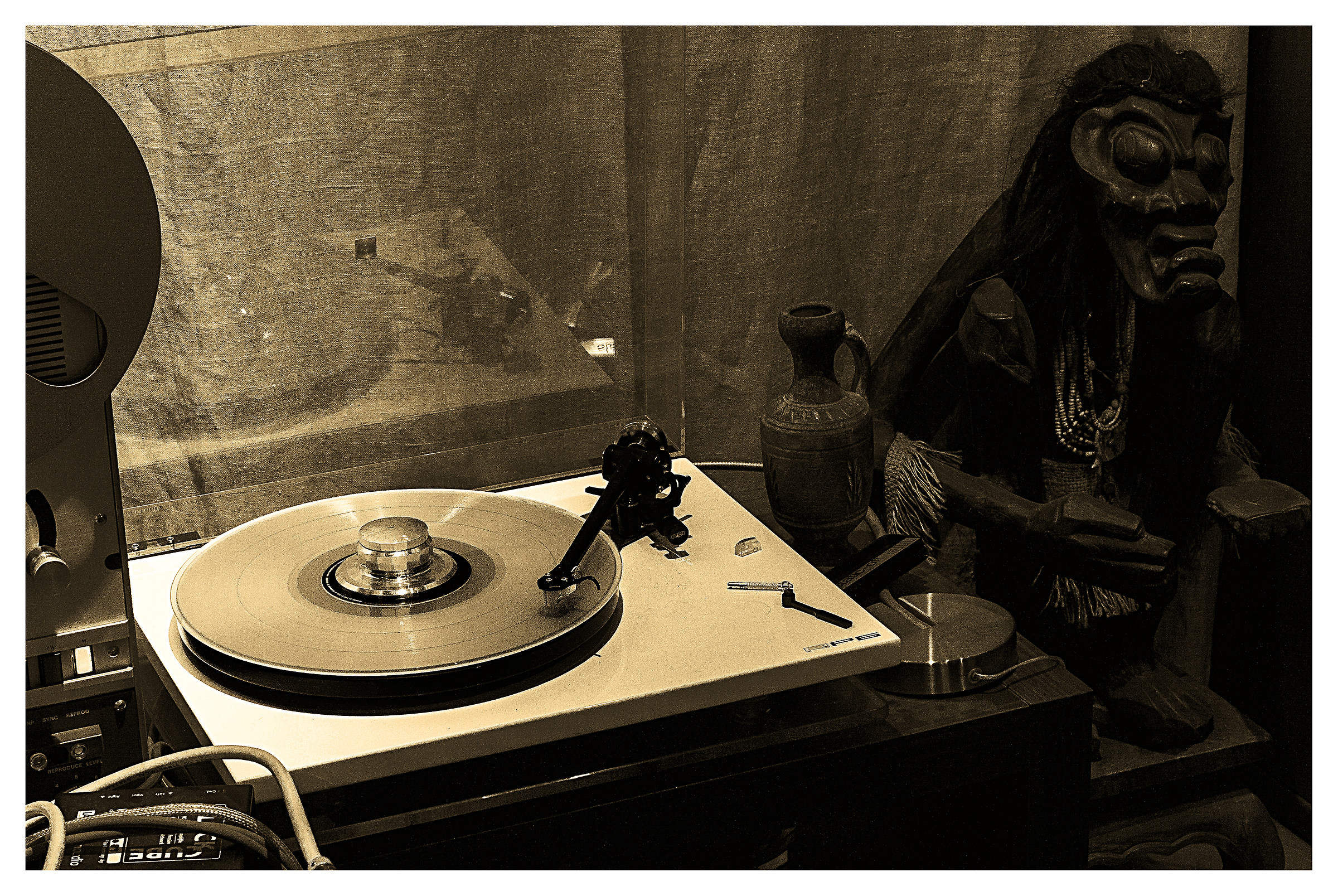 dear old turntable ...