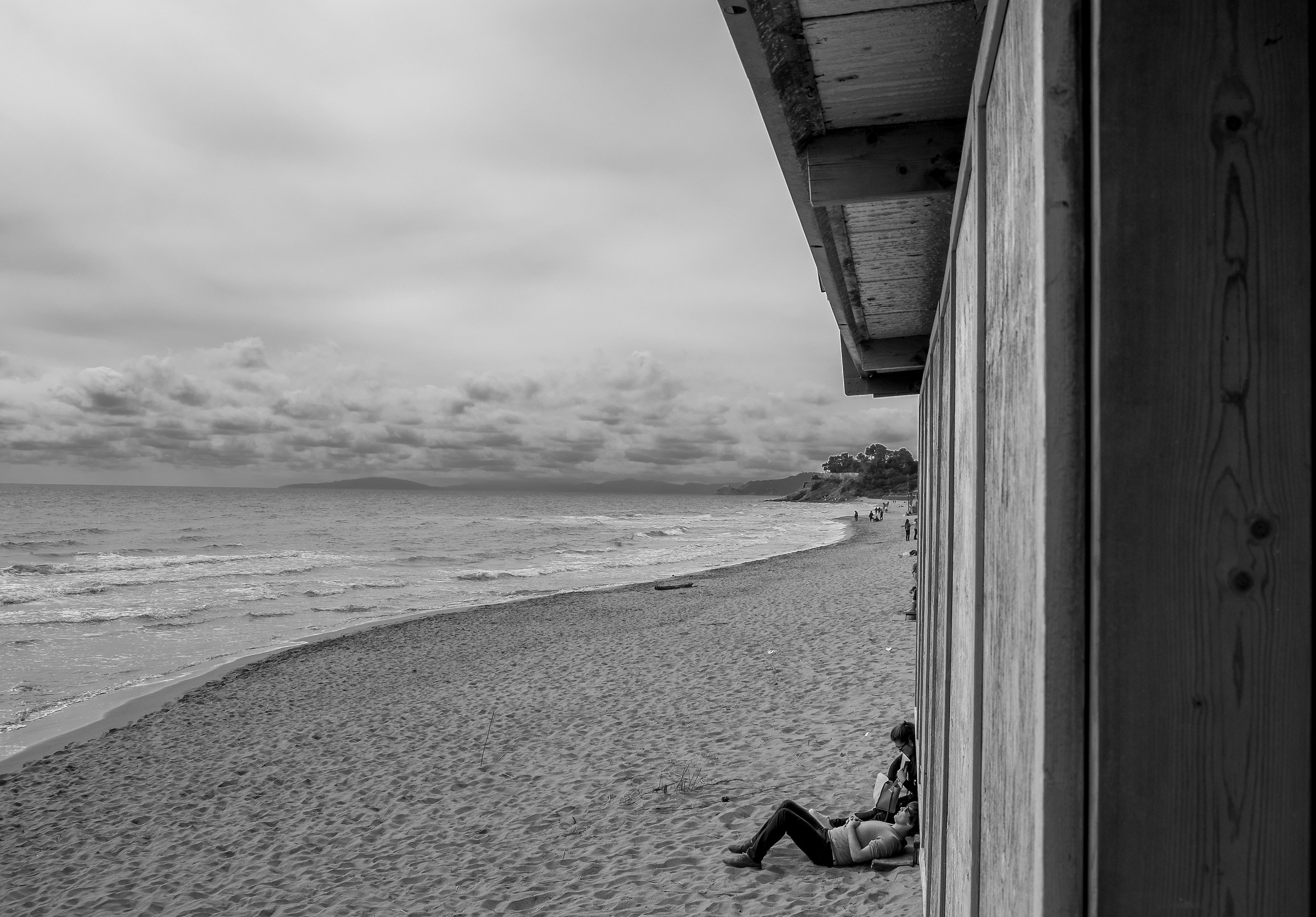 resting on the horizon