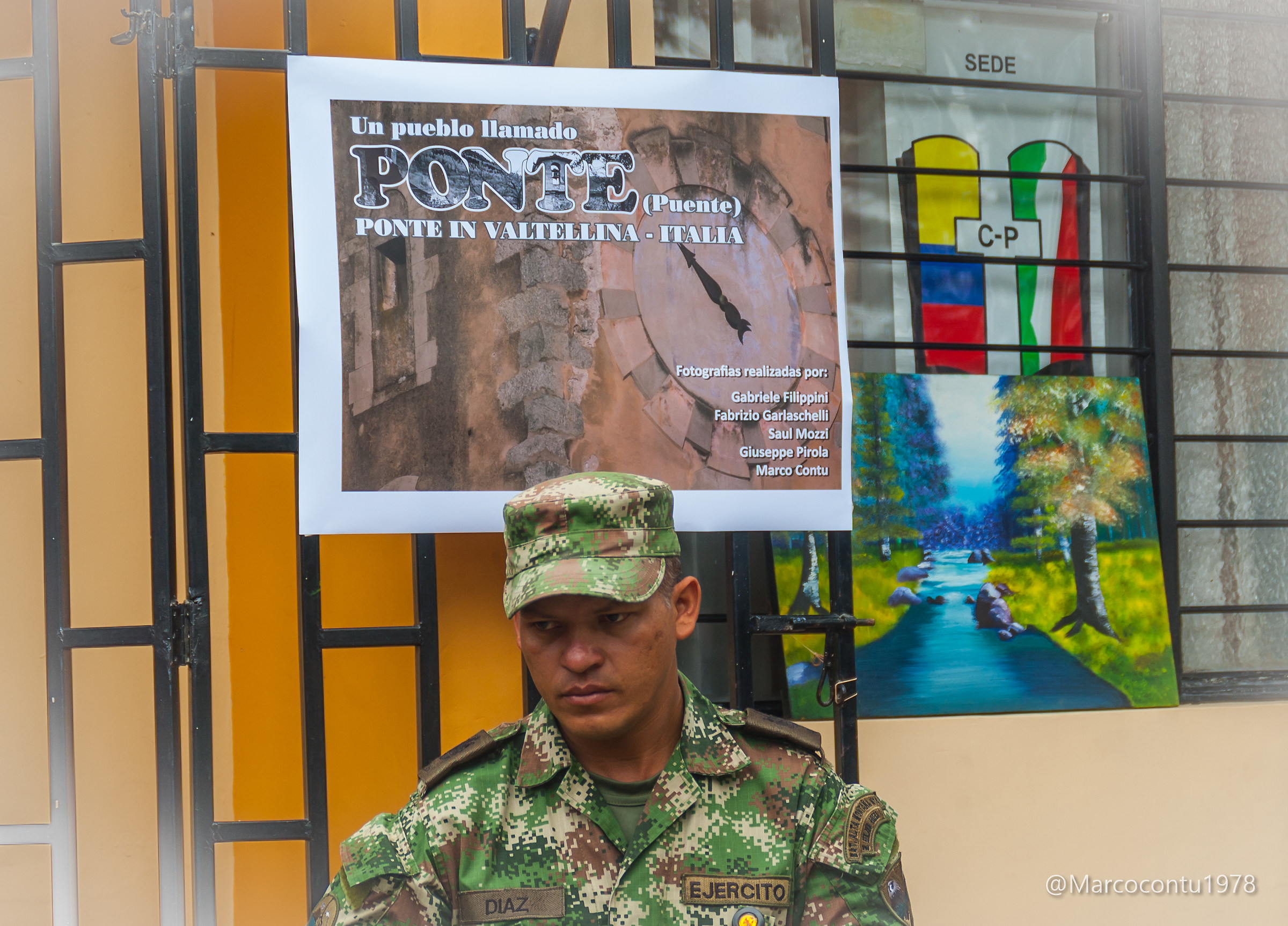 Colombia 2016: Photo exhibition "armored"