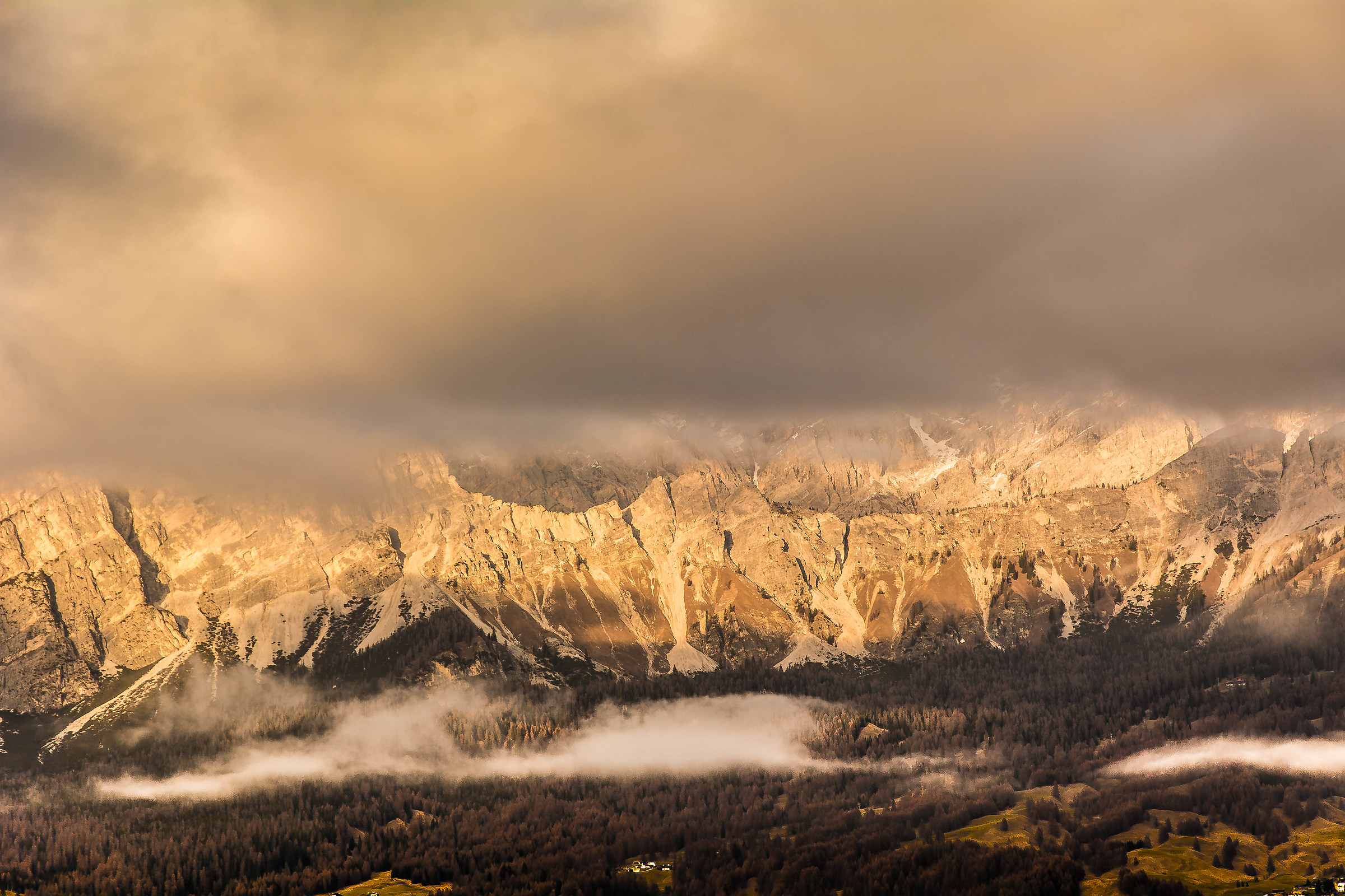 Sunset on Pomagagnon