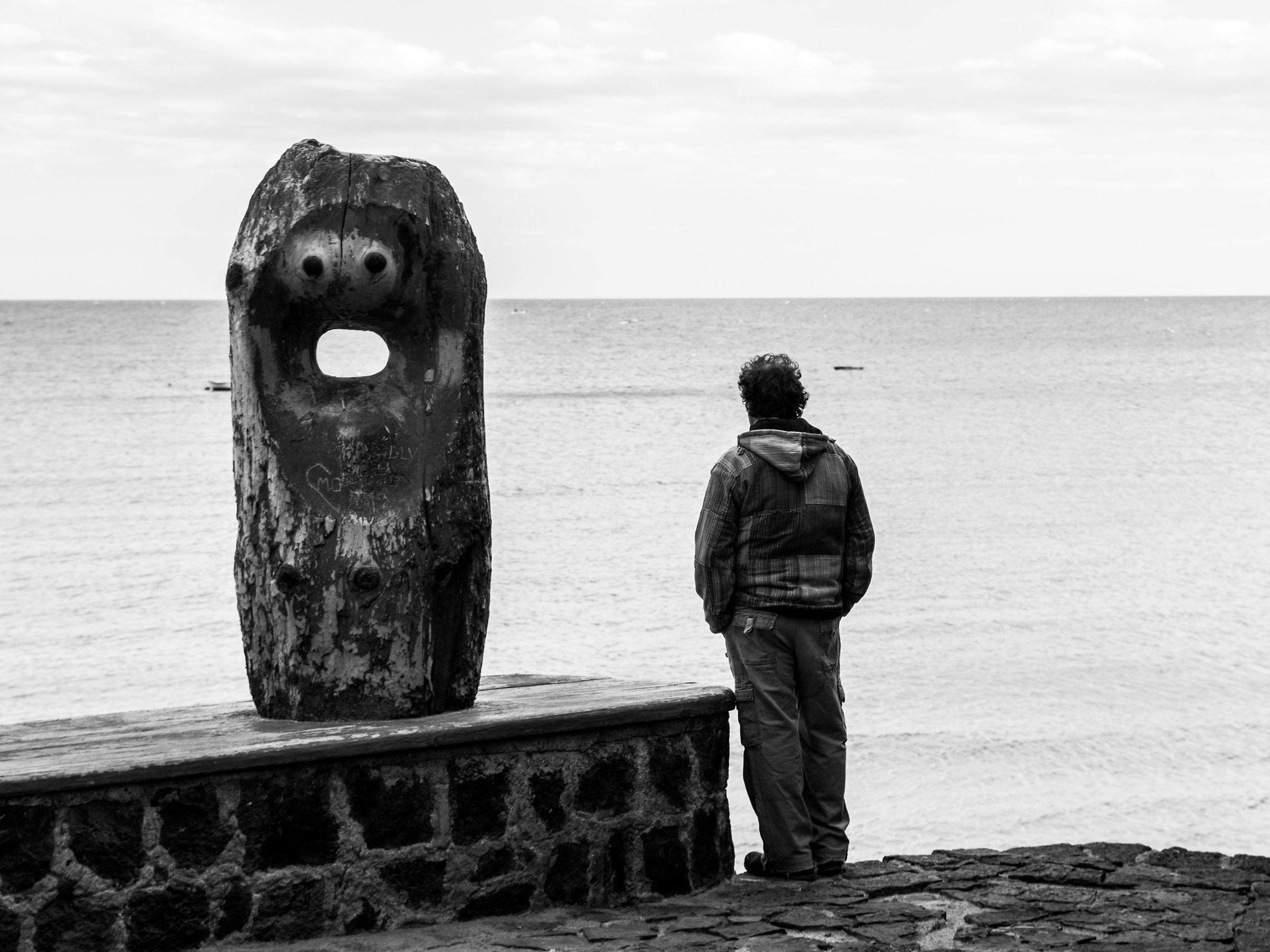 La statua e il mare