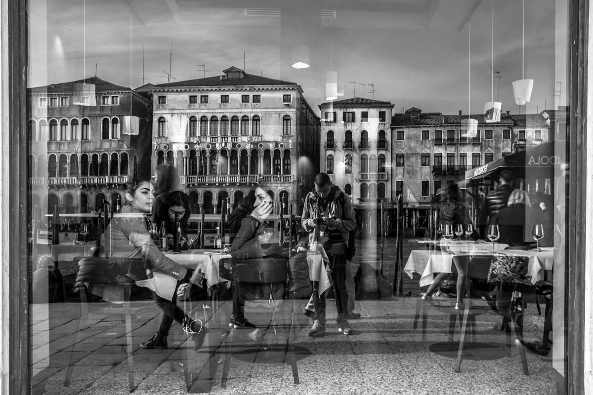 Dall'altra parte... Quale?