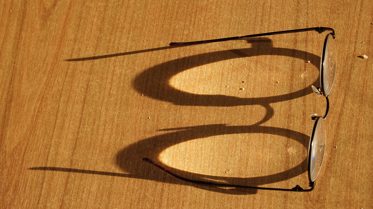 occhiali al tramonto