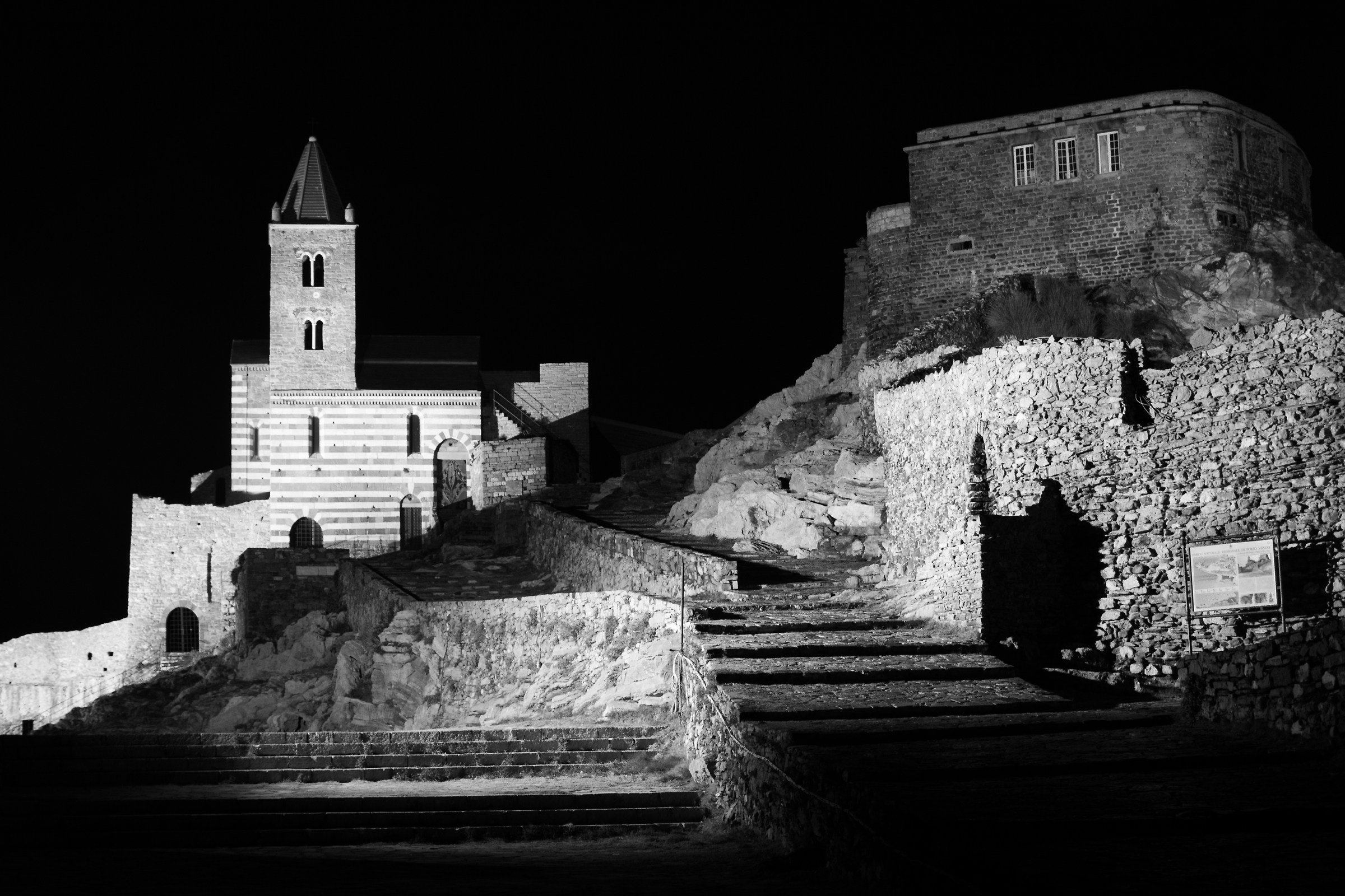 San Pietro in chiaro scuro