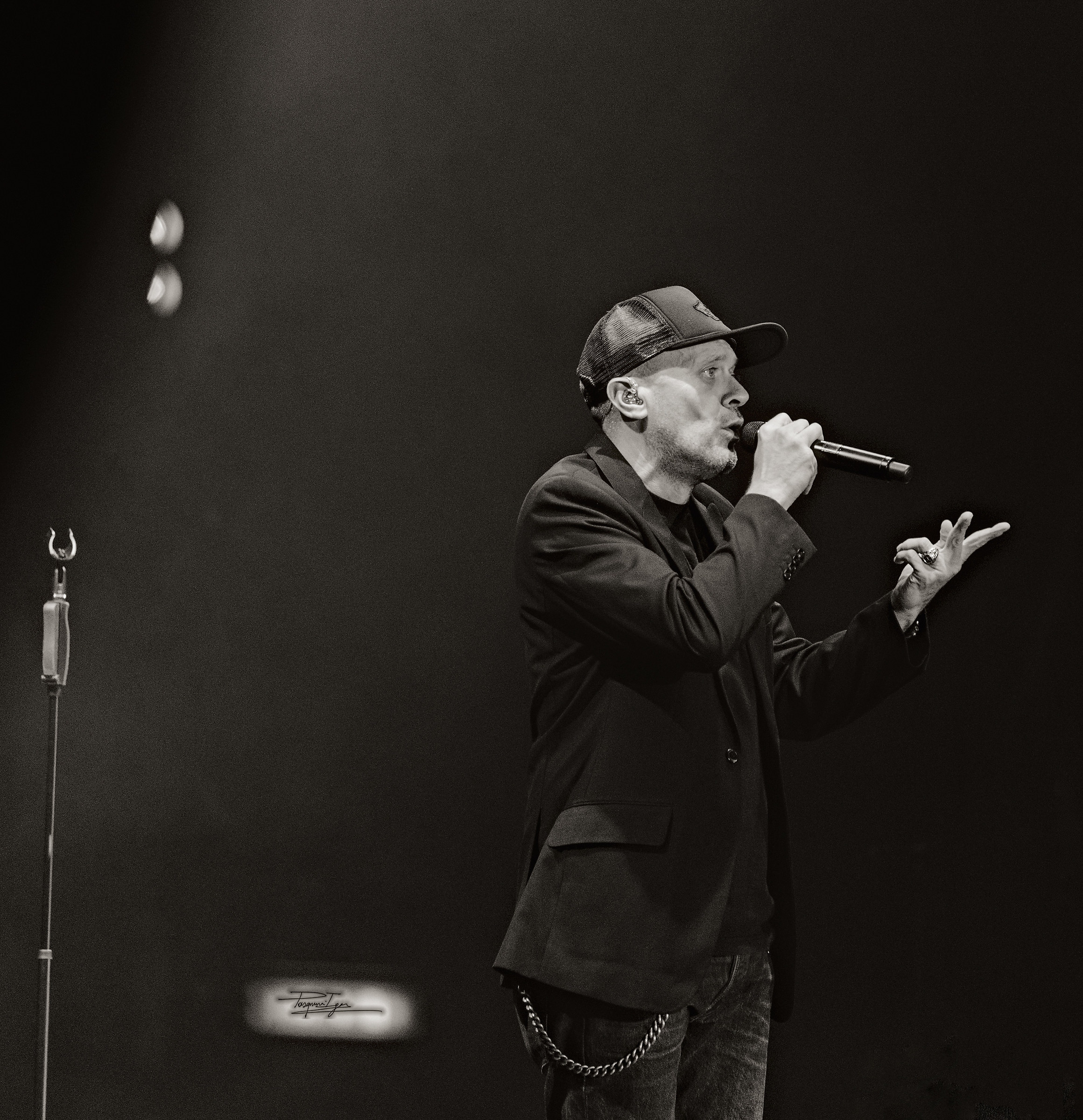 Max Pezzali tour 2015. Unipol Arena Bologna