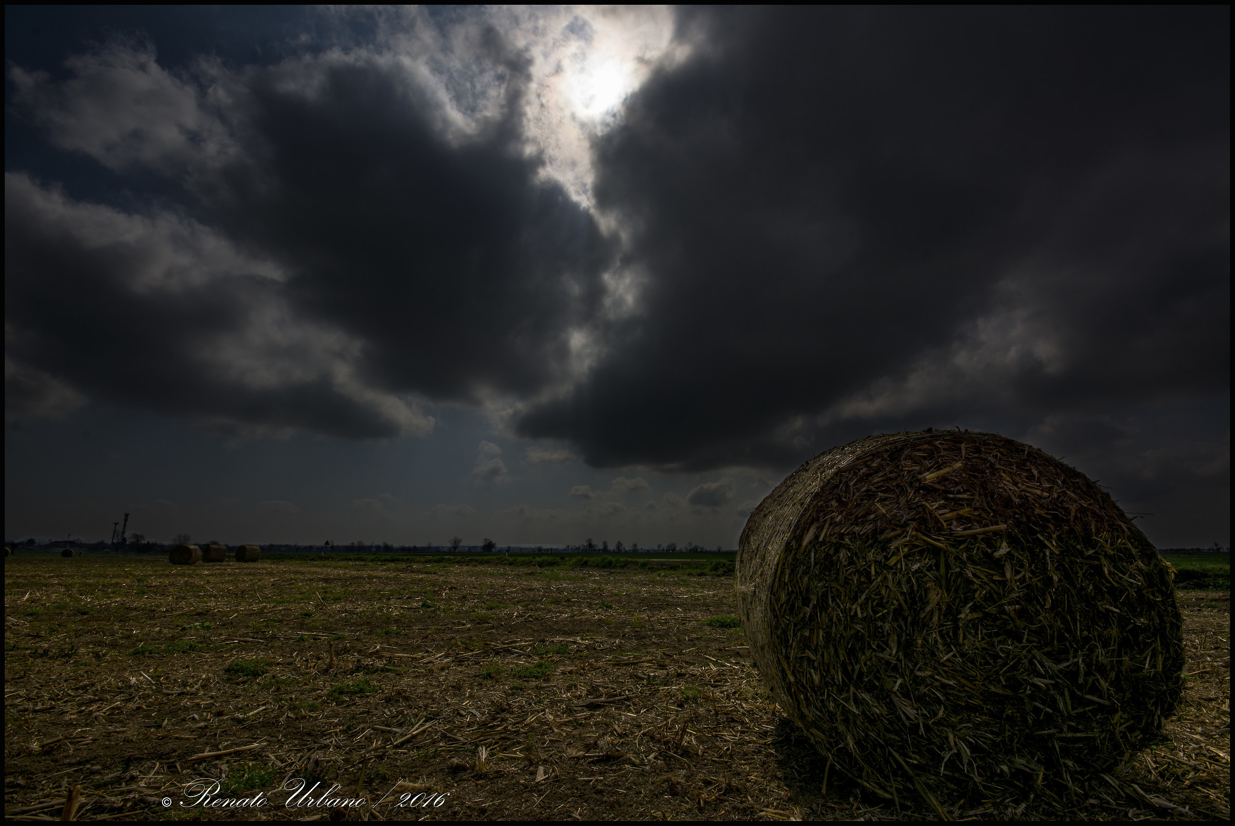 Between light and shadow