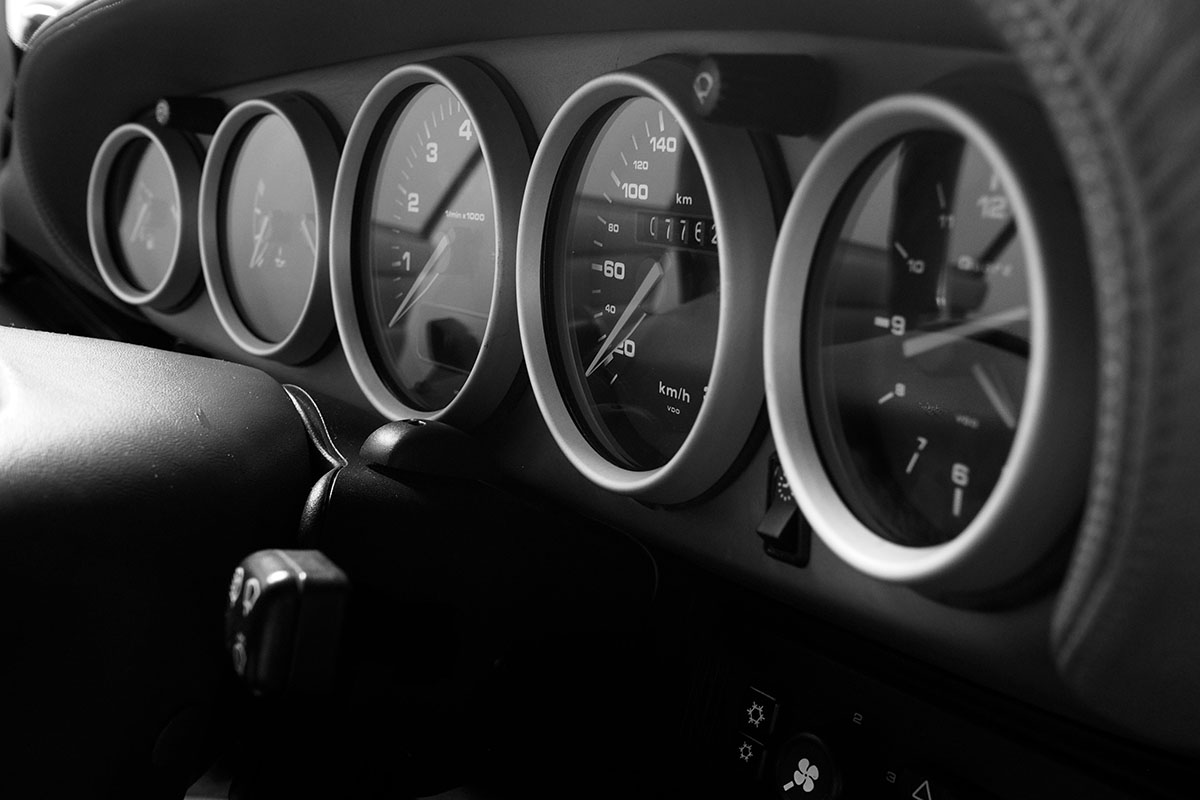 cinque strumenti porsche 993