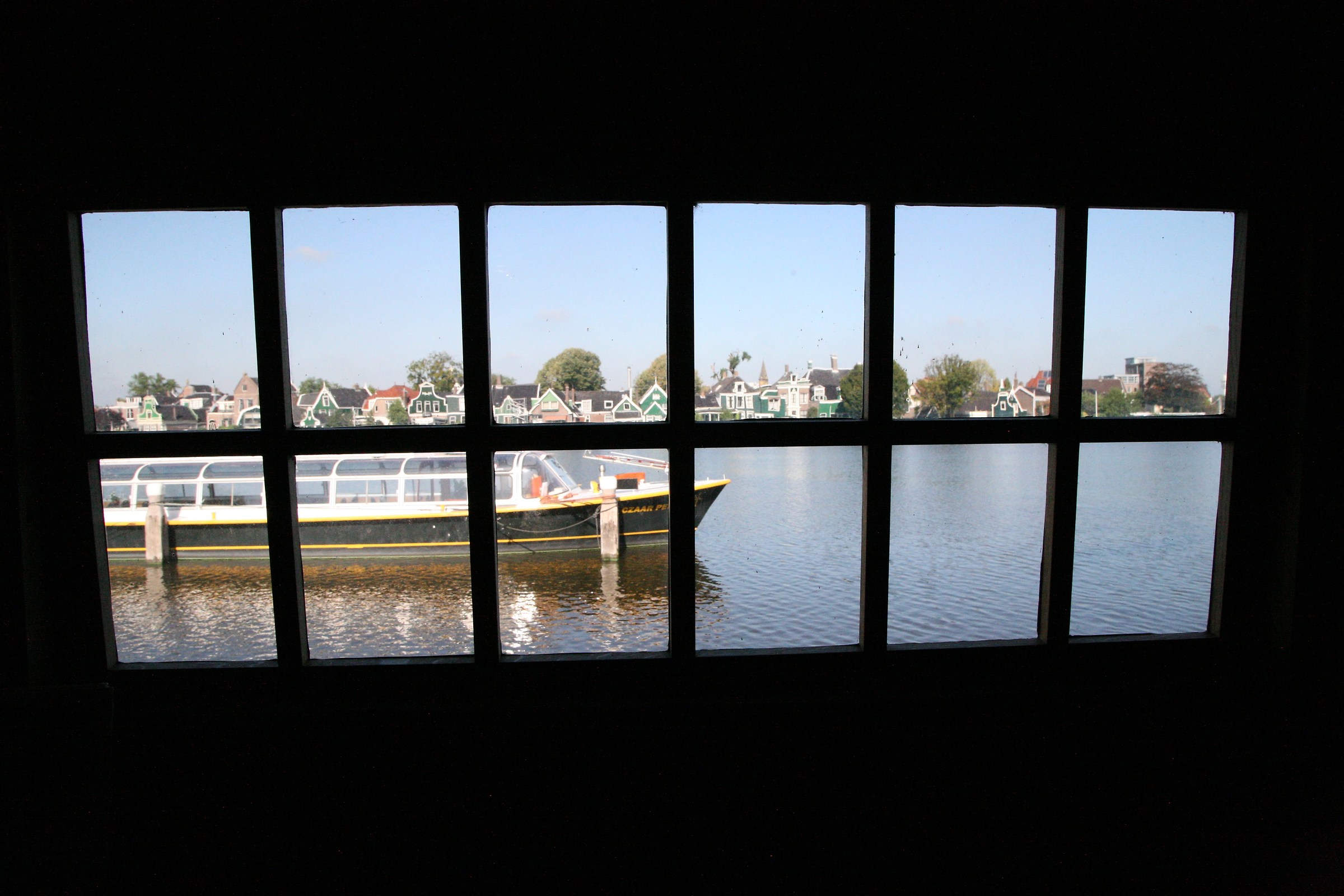 Amsterdam in 12 canali