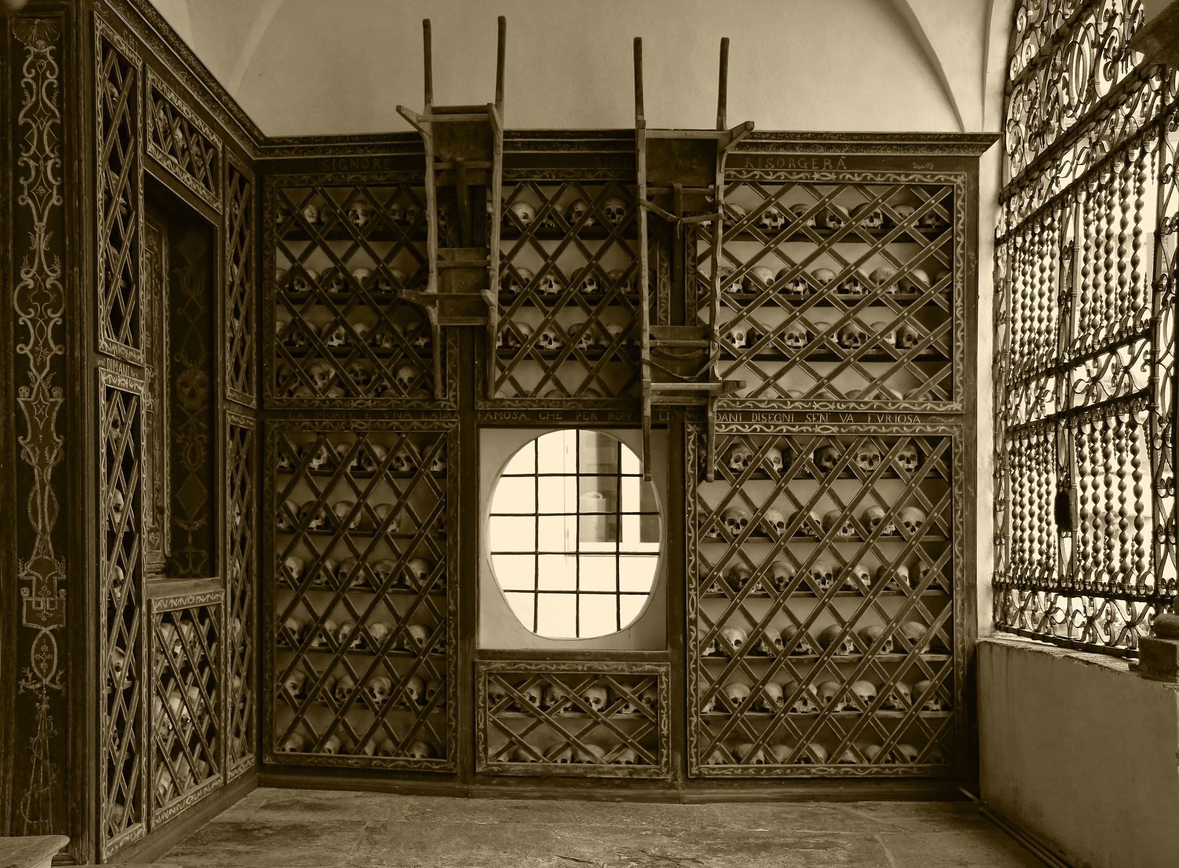 Sant'Anna  ossario di Poschiavo