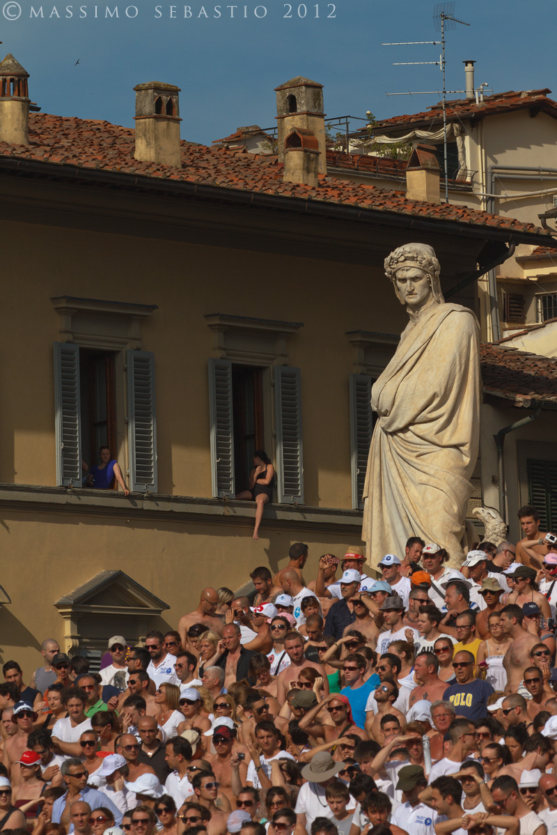 Dante Alighieri in Piazza Santa Croce