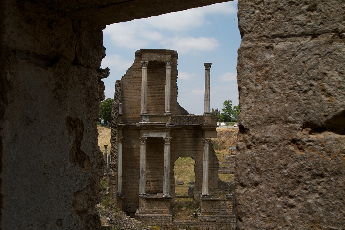 teatro romano a volterra