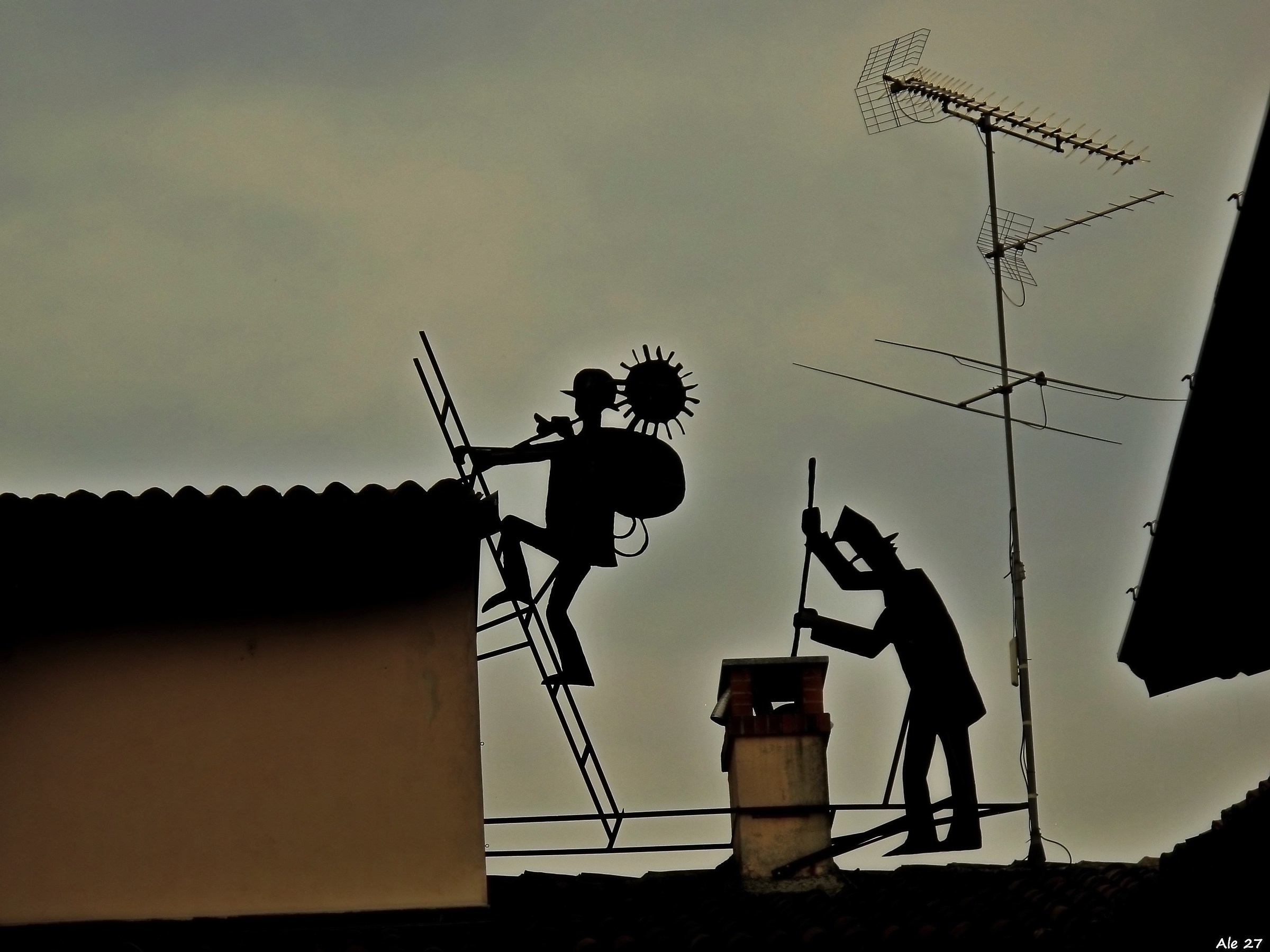 io vivo quassù vicino alla stella che brilla di pi&ug...