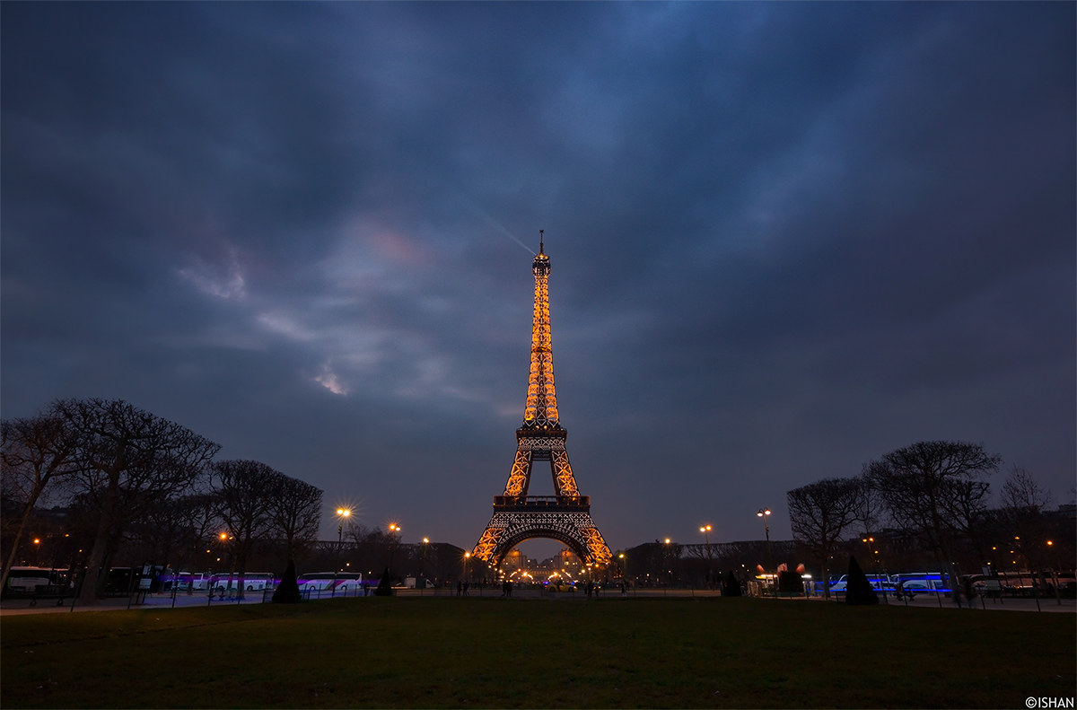 Torre Eiffel ora blu