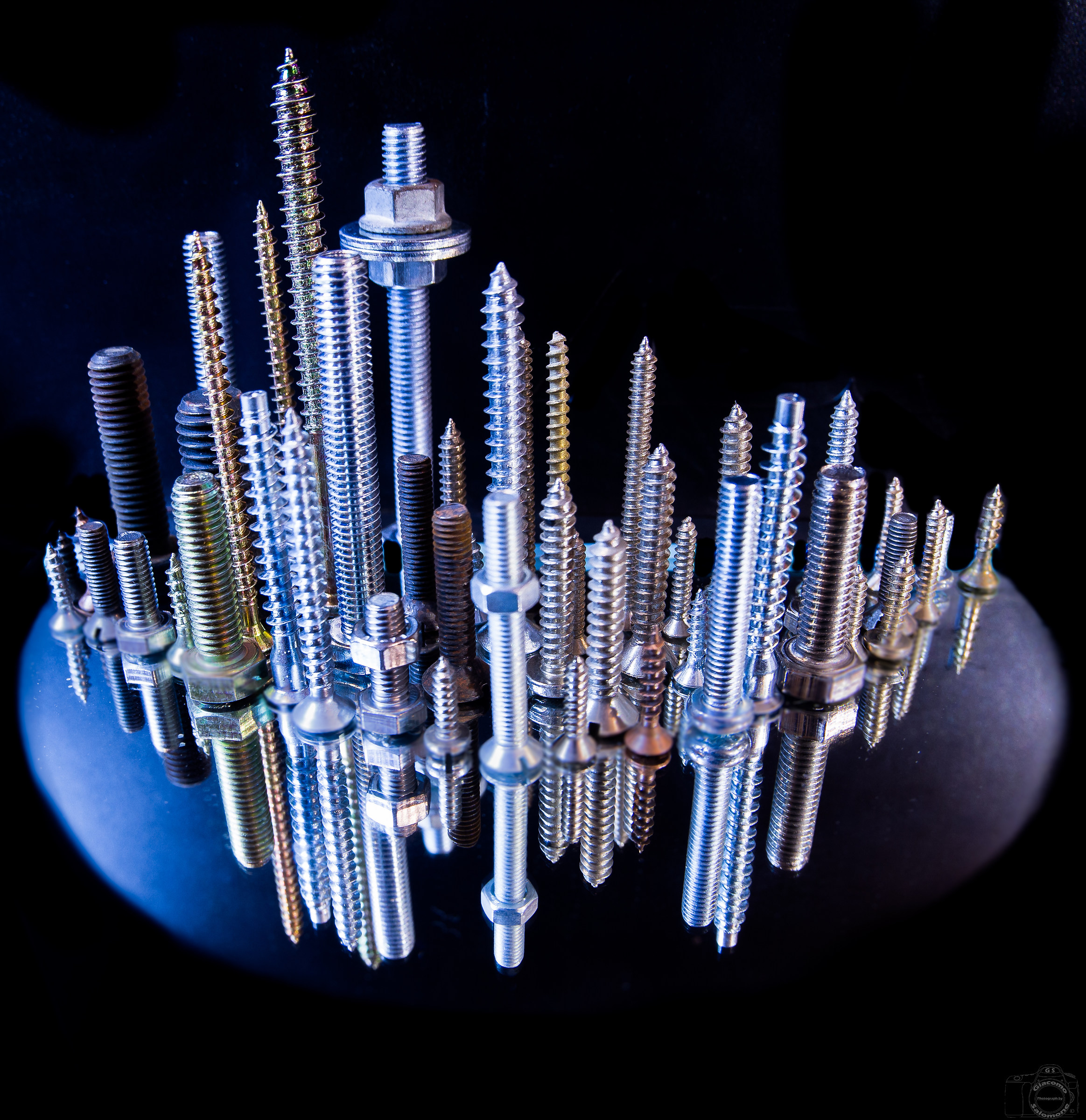 City Viti.. la mia città creata con viti e bulloni..