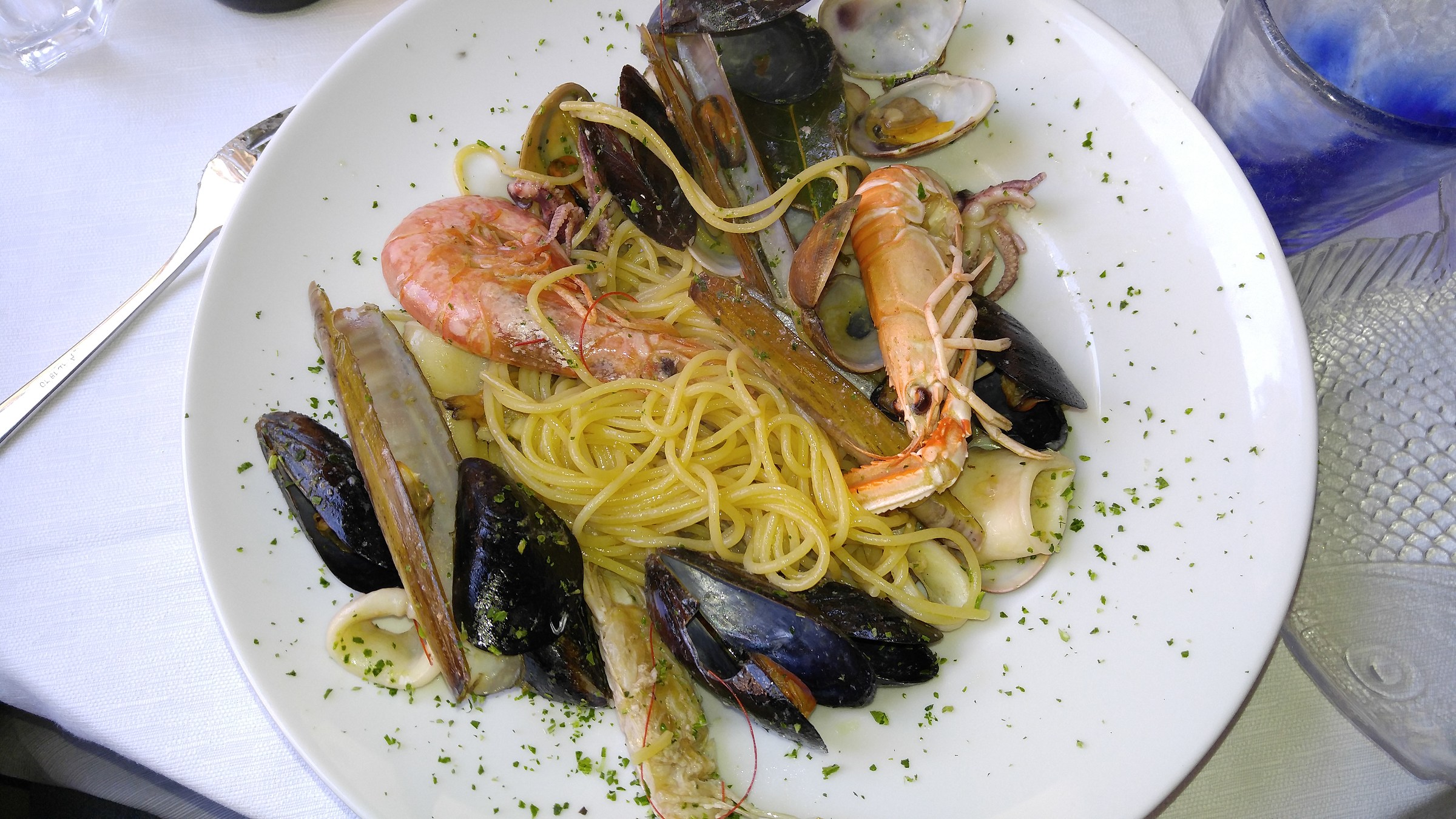Linguine with seafood