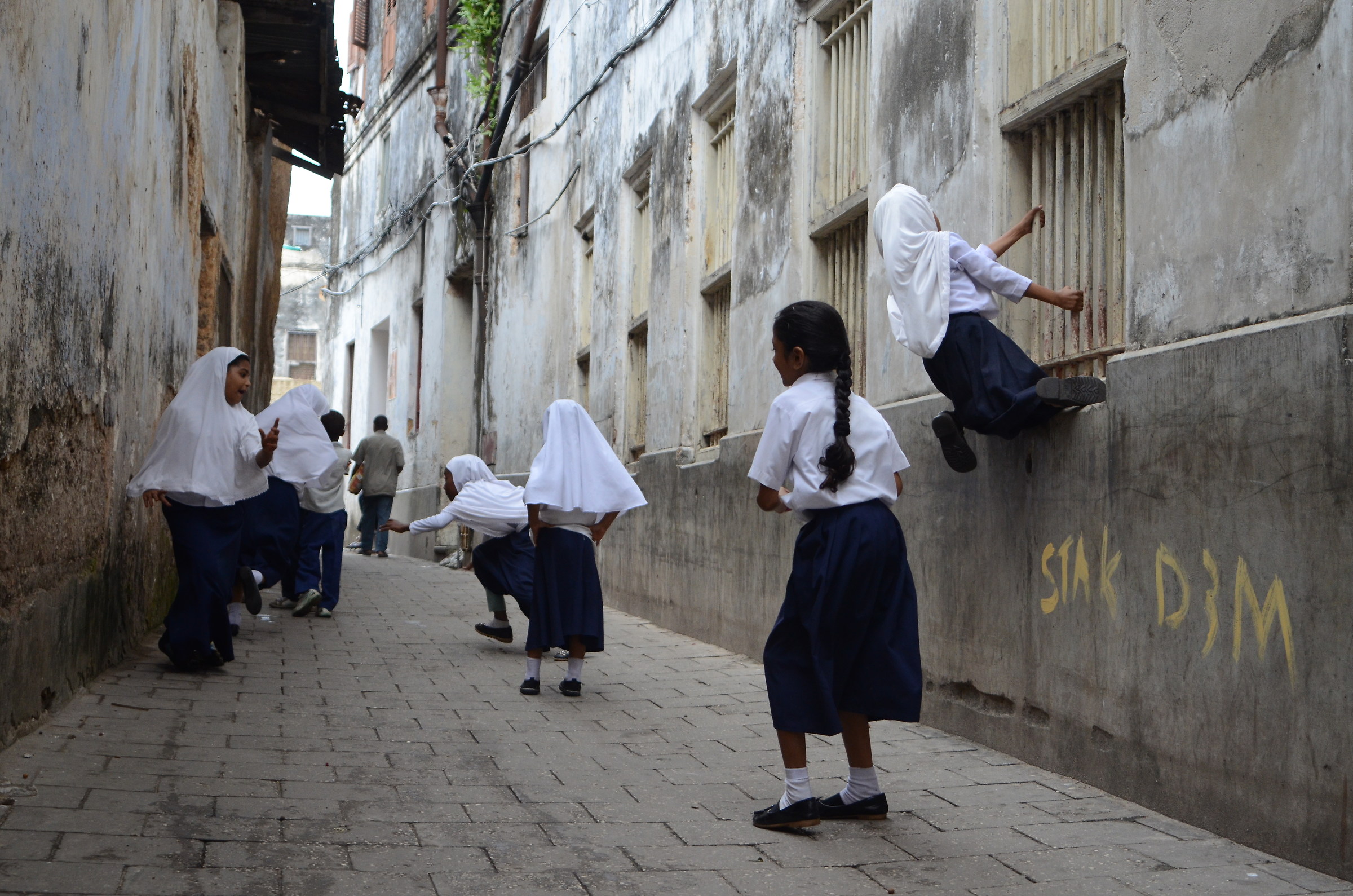 Giocando per le vie di Stone Town