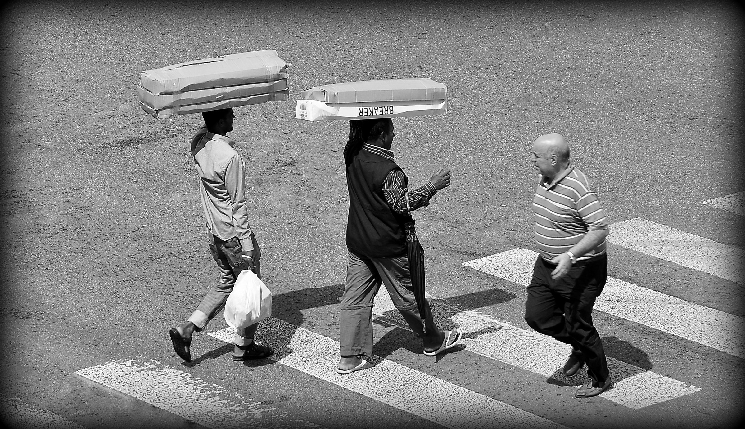 Azz ................