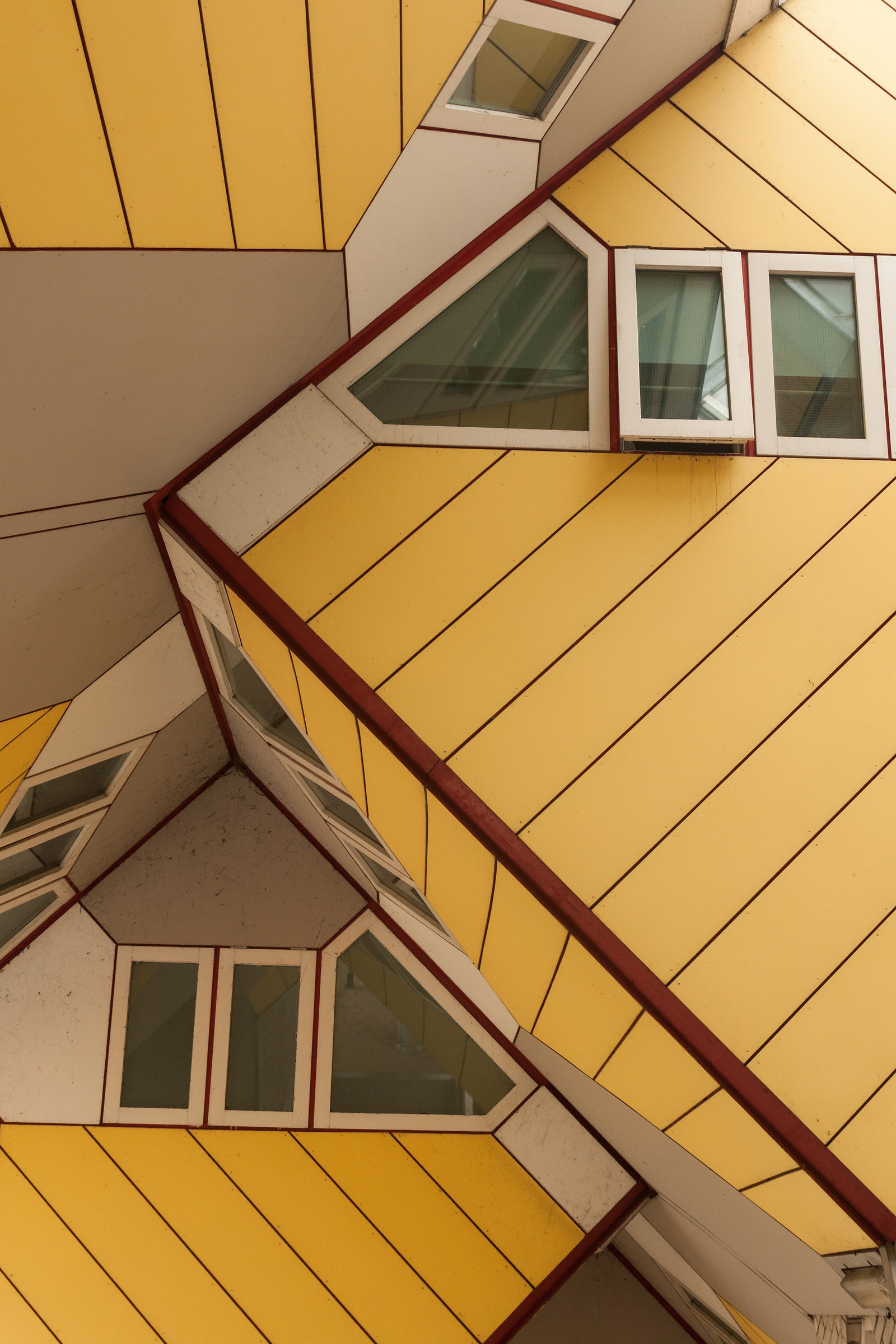 Strange architechture and point of view