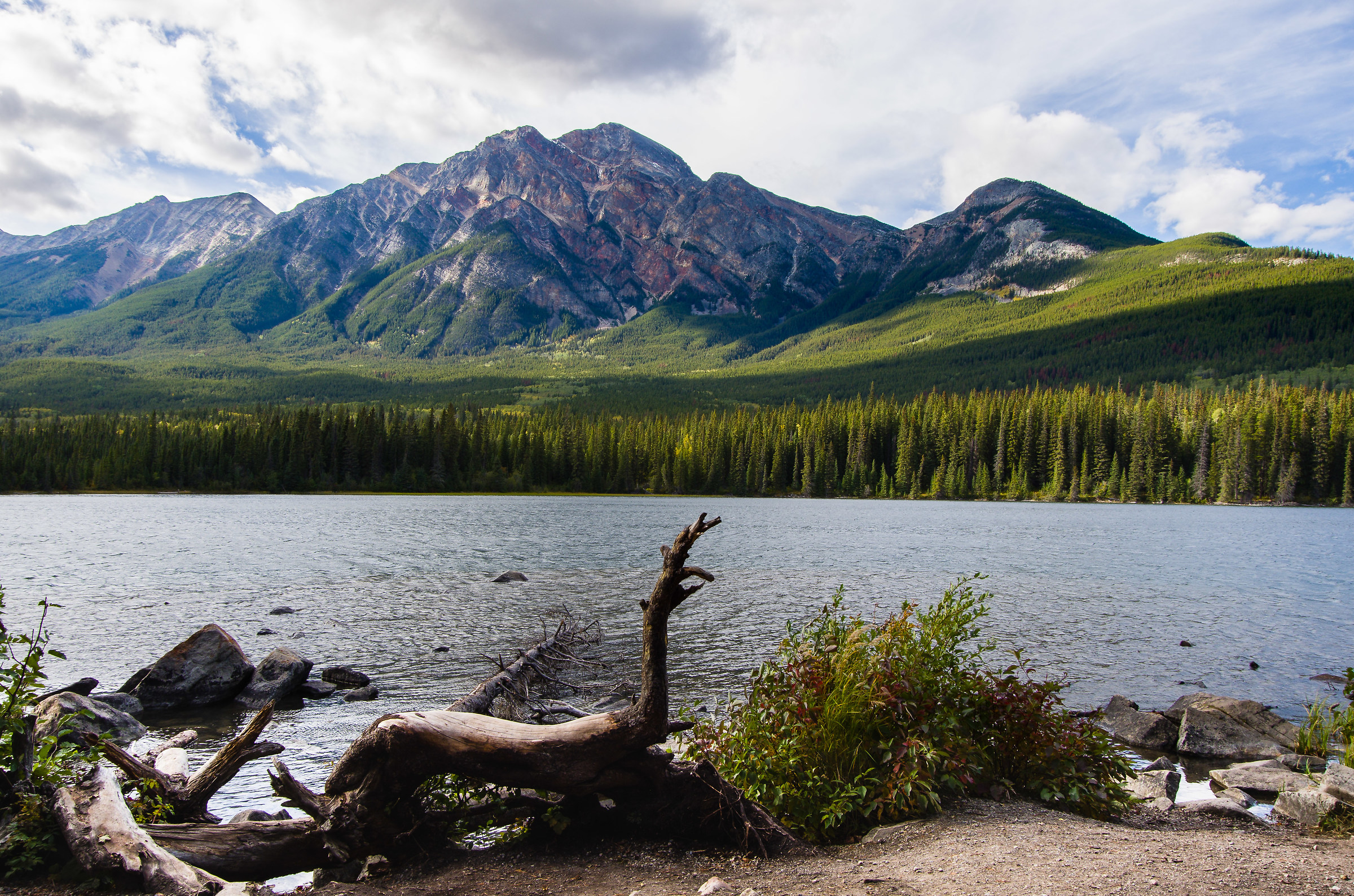 Pyramid lake - Jasper