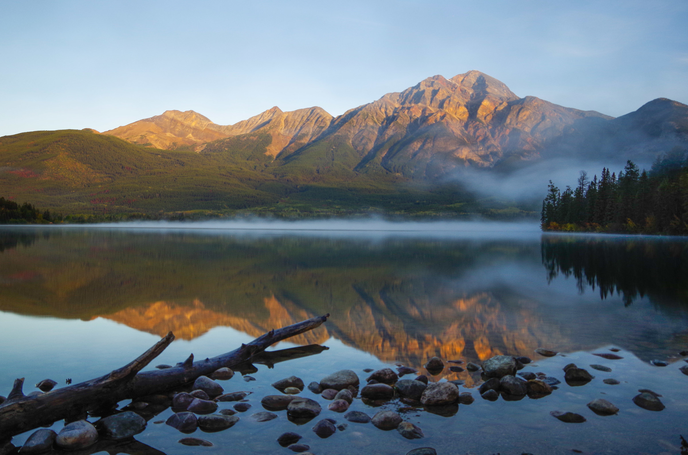 Pyramid lake - Jasper