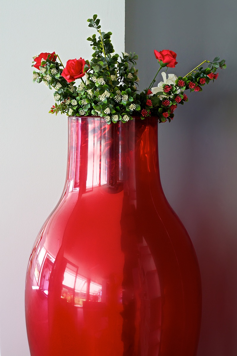 Piece of furniture (kartell pot)