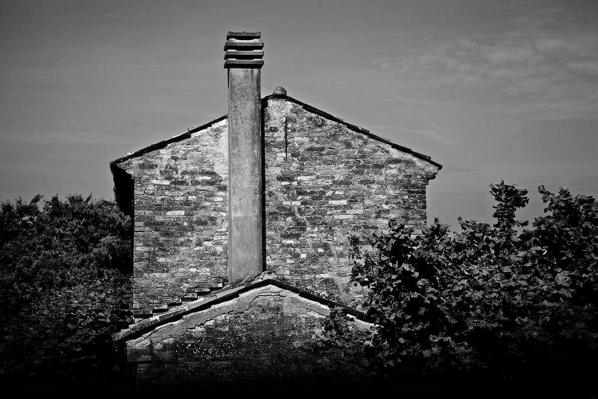 Casa di campagna (b/n)