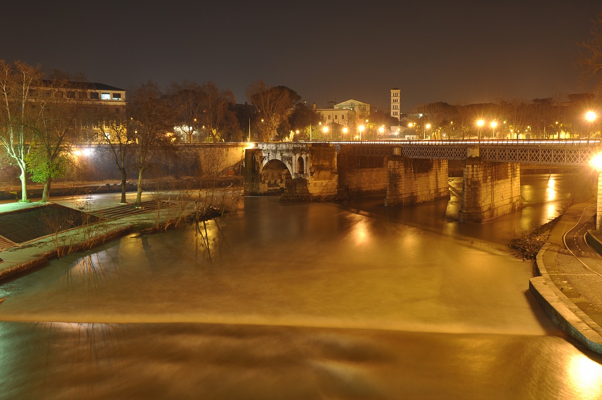 Tiber Island