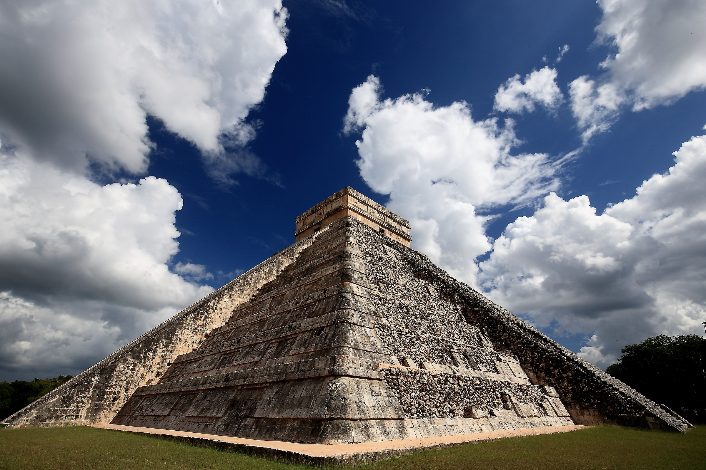 Chichen Itza, (Pyramid of Kukulkan