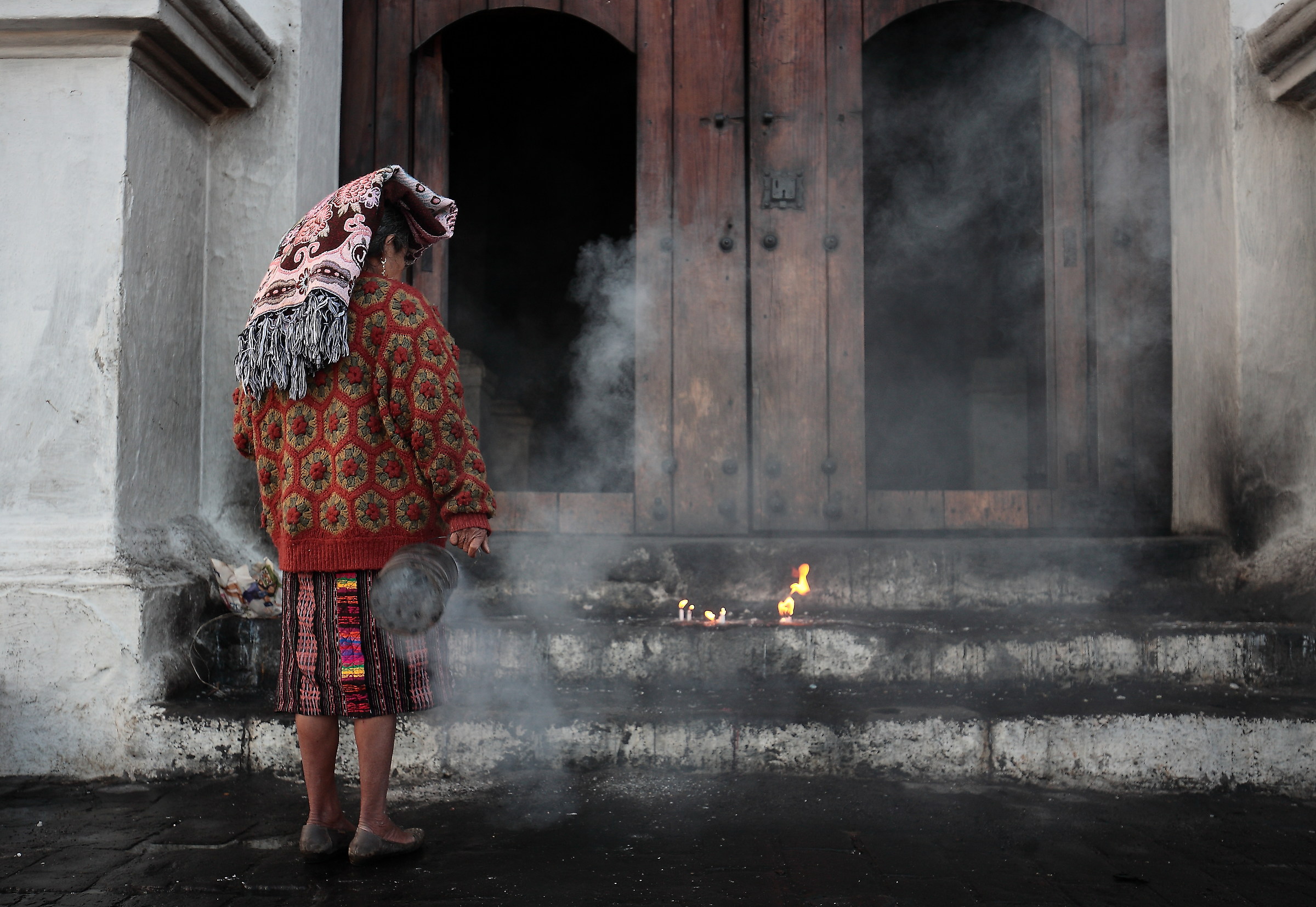 Chichicastenango, Church of Santo Tomás, the incense