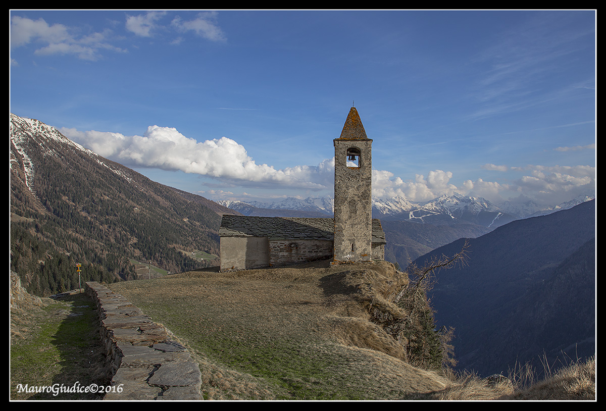 The S Romerio church