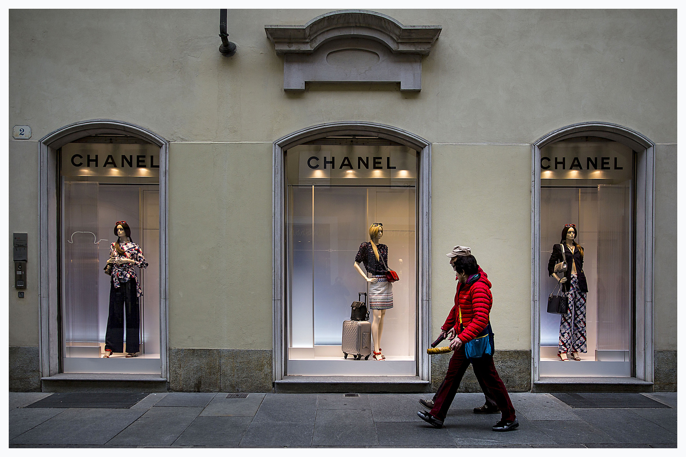 A perfect synchronism !