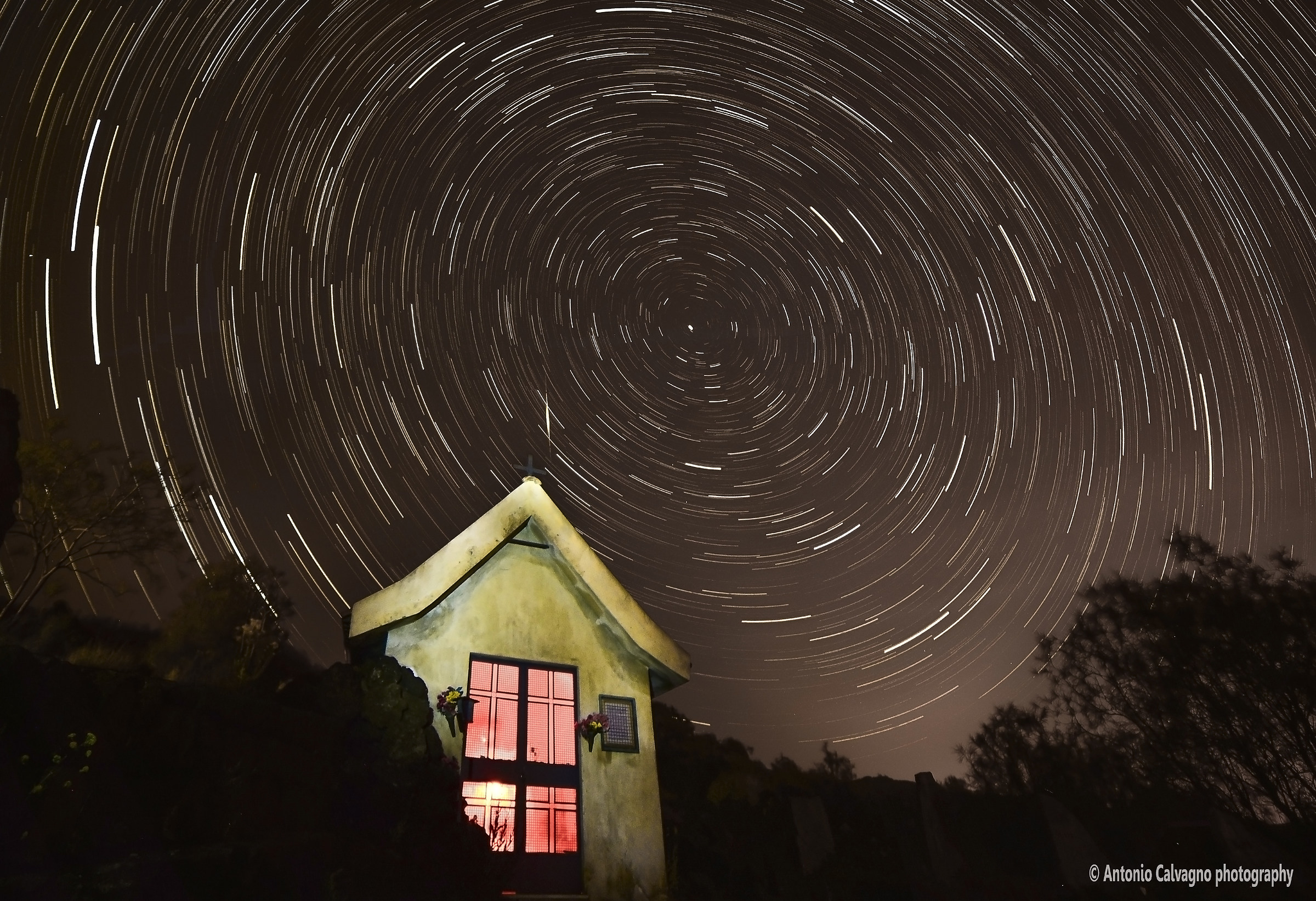 Star Trail in pietra lavica...
