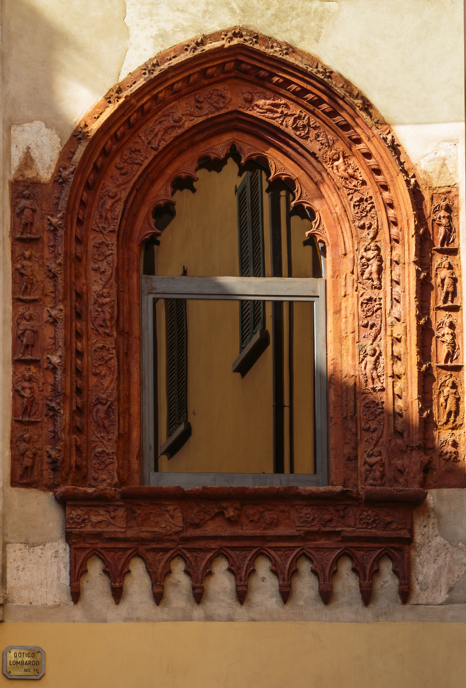 The terracotta window - Varese