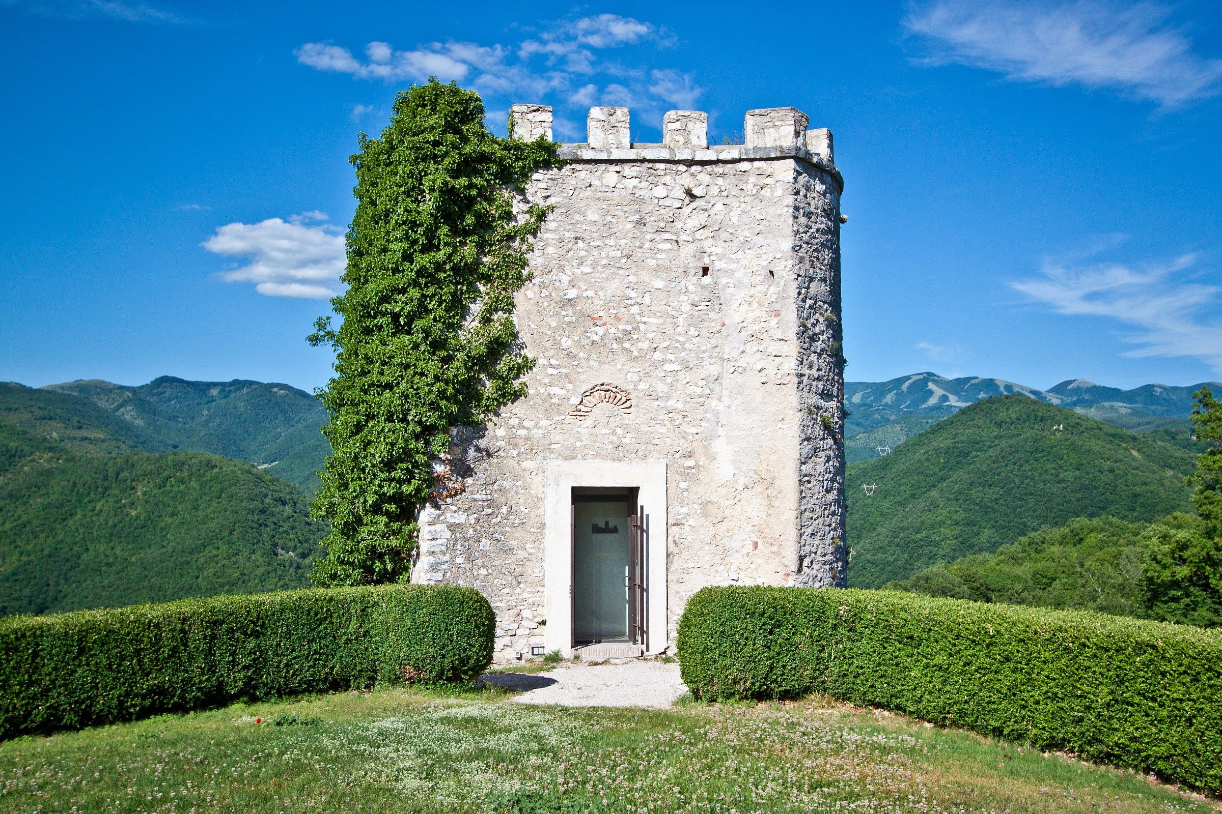 Labro, Torre del paesino medievale. Lazio, Italy.