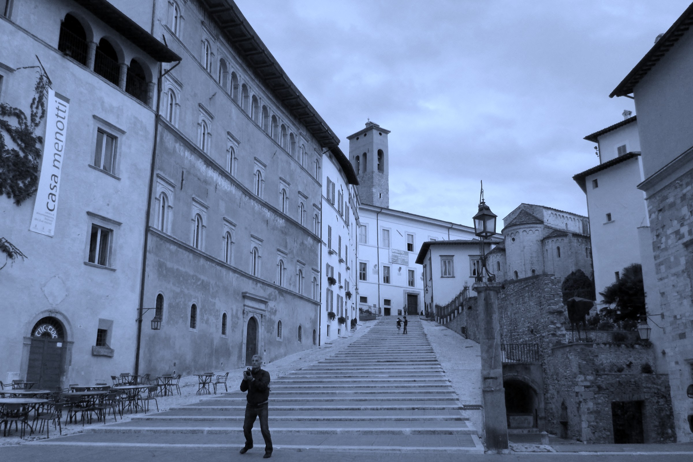 in attesa di don Matteo