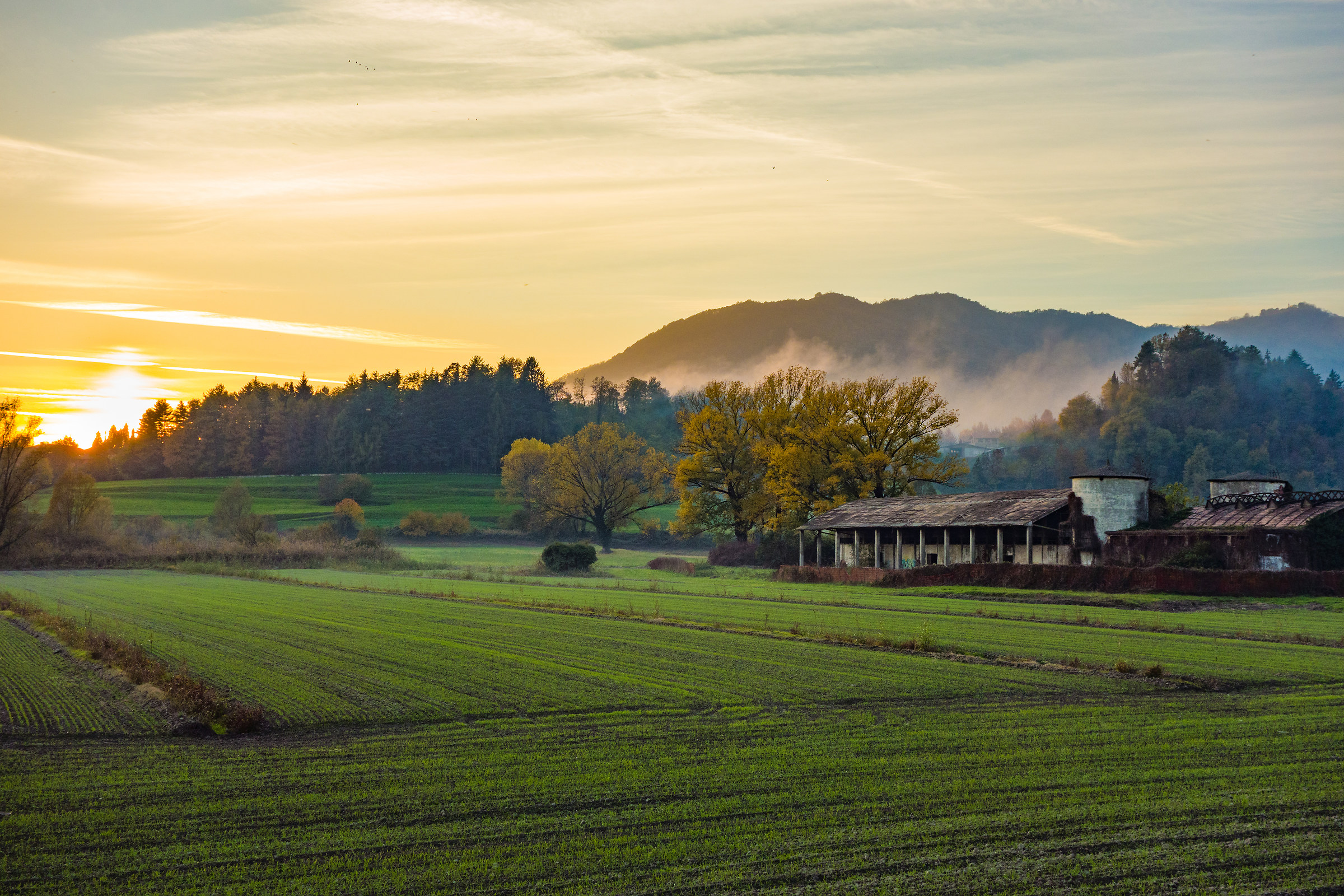 tramonto in campagna