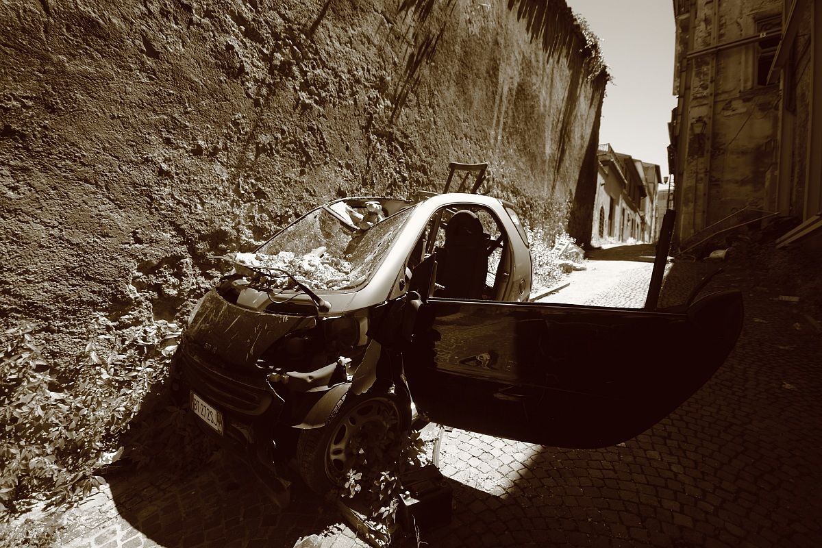 in the wrong place at the wrong time 2