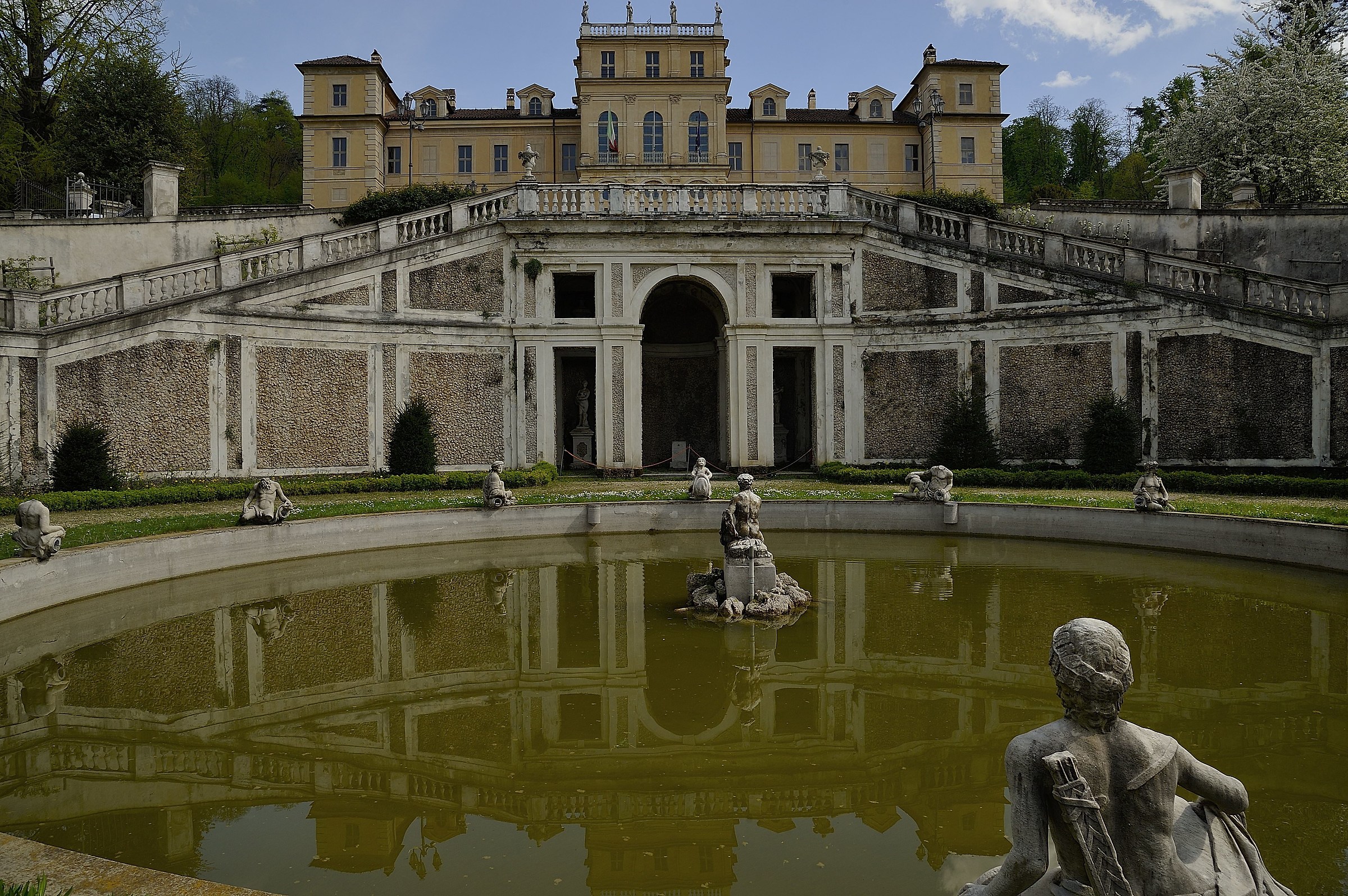 Villa della Regina:facciata principale