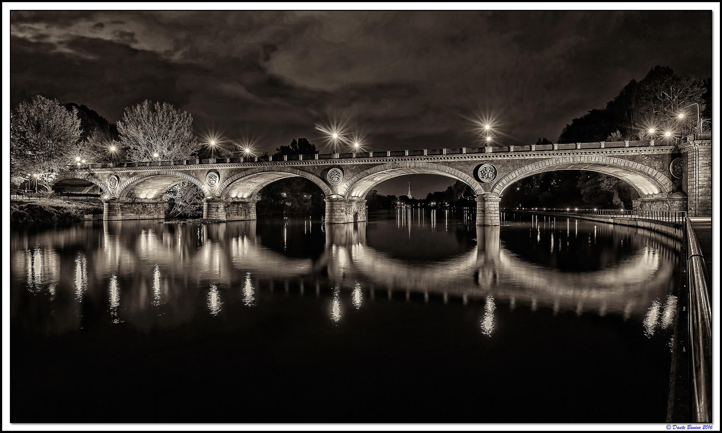 Ponte Isabella in seppia