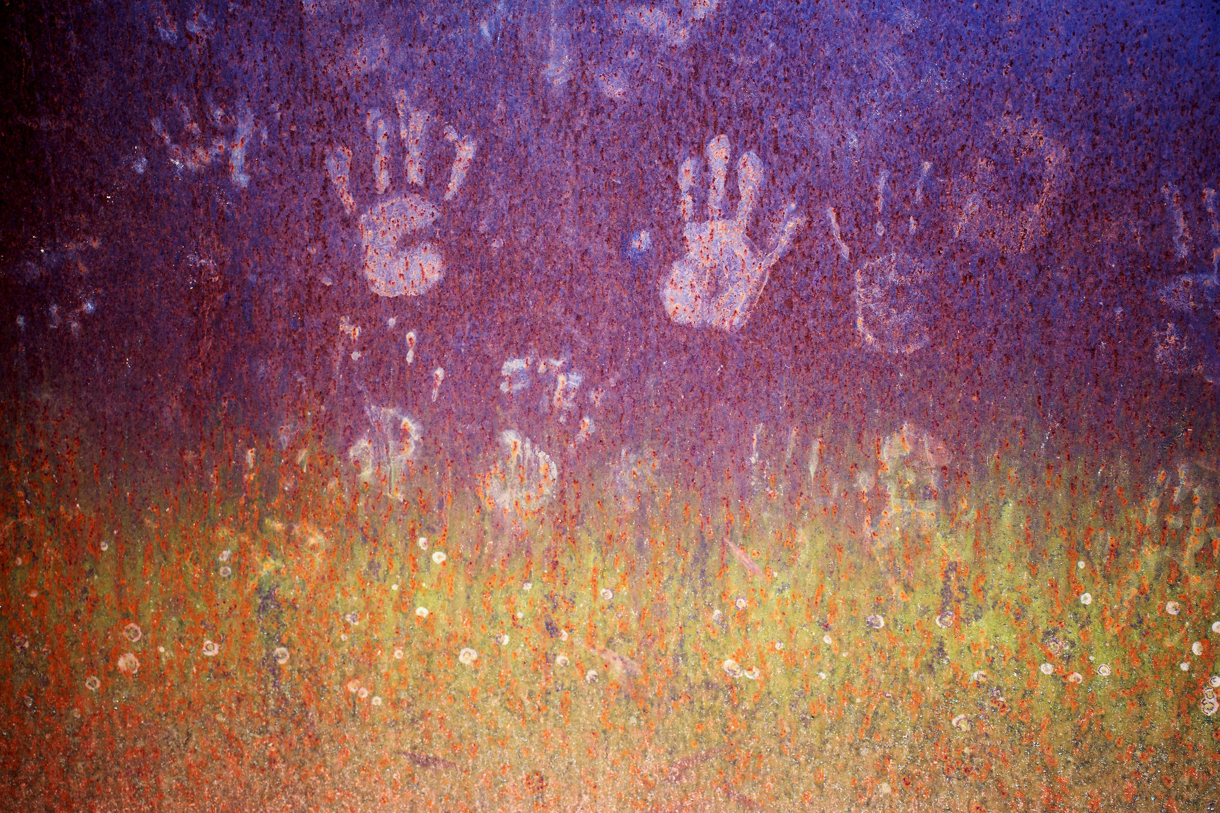 The Iron Bridge and the footprints of ocher