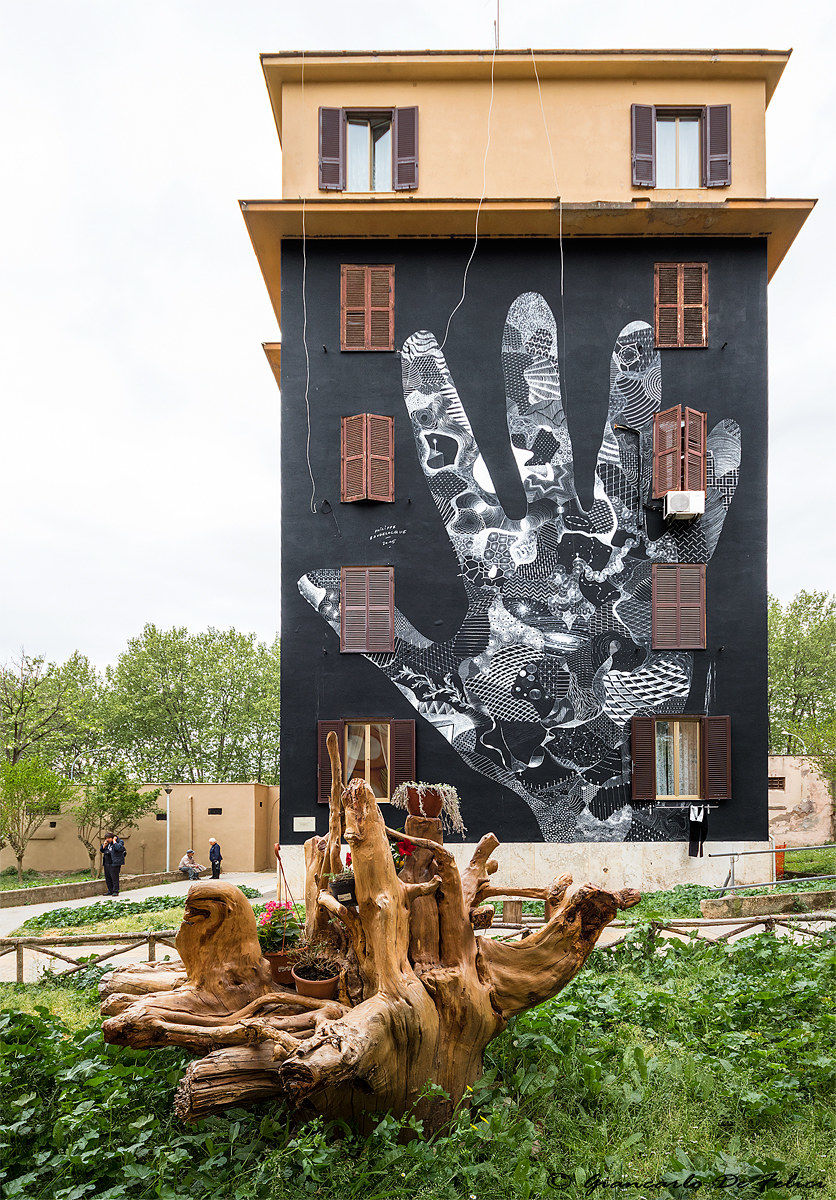 Murals: Elizabeth - Artist: Philippe Baude