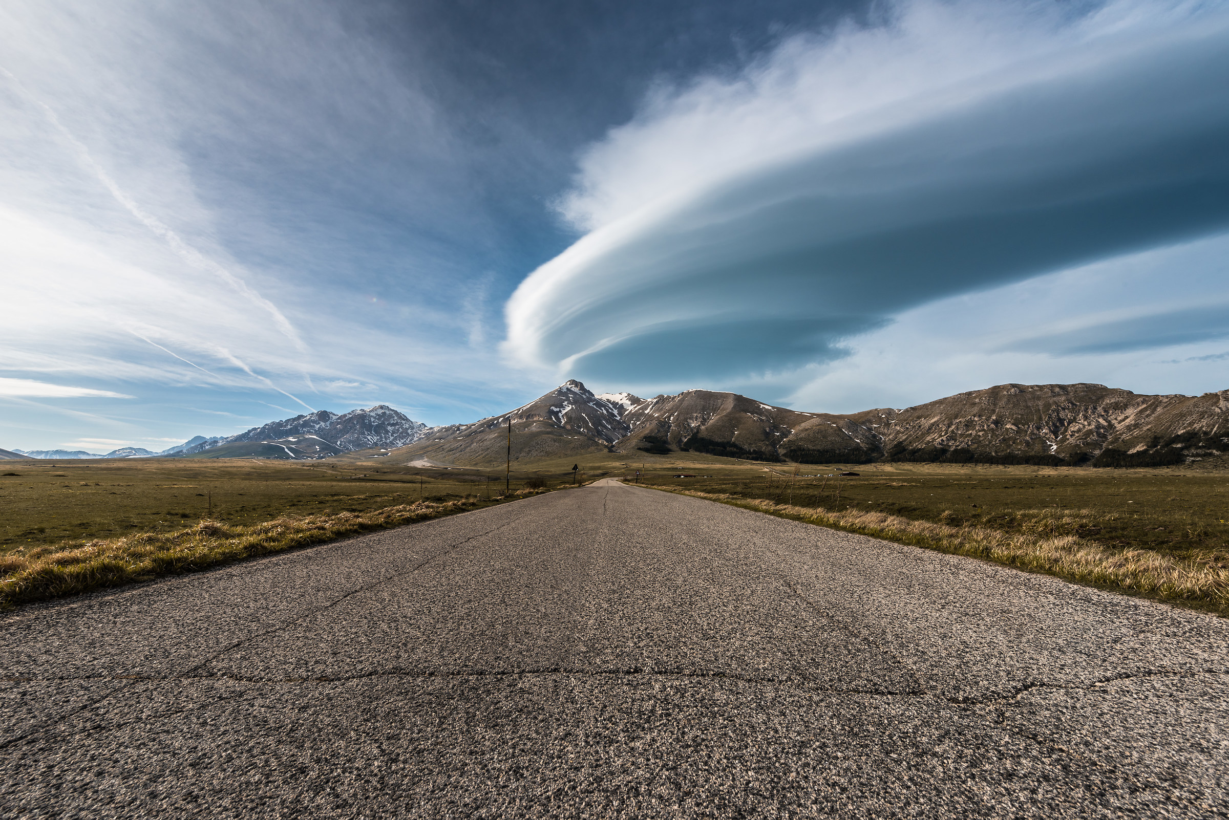 lenticular clouds