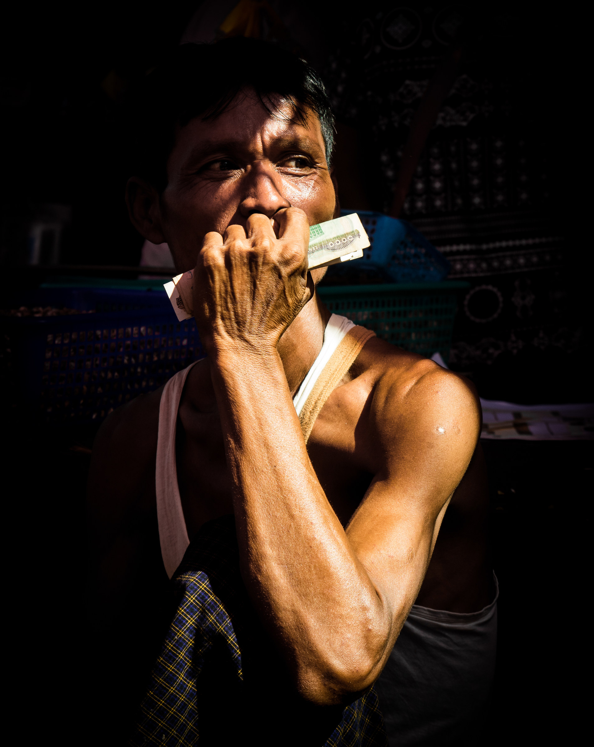 blades of light to the market on the outskirts of Yangon