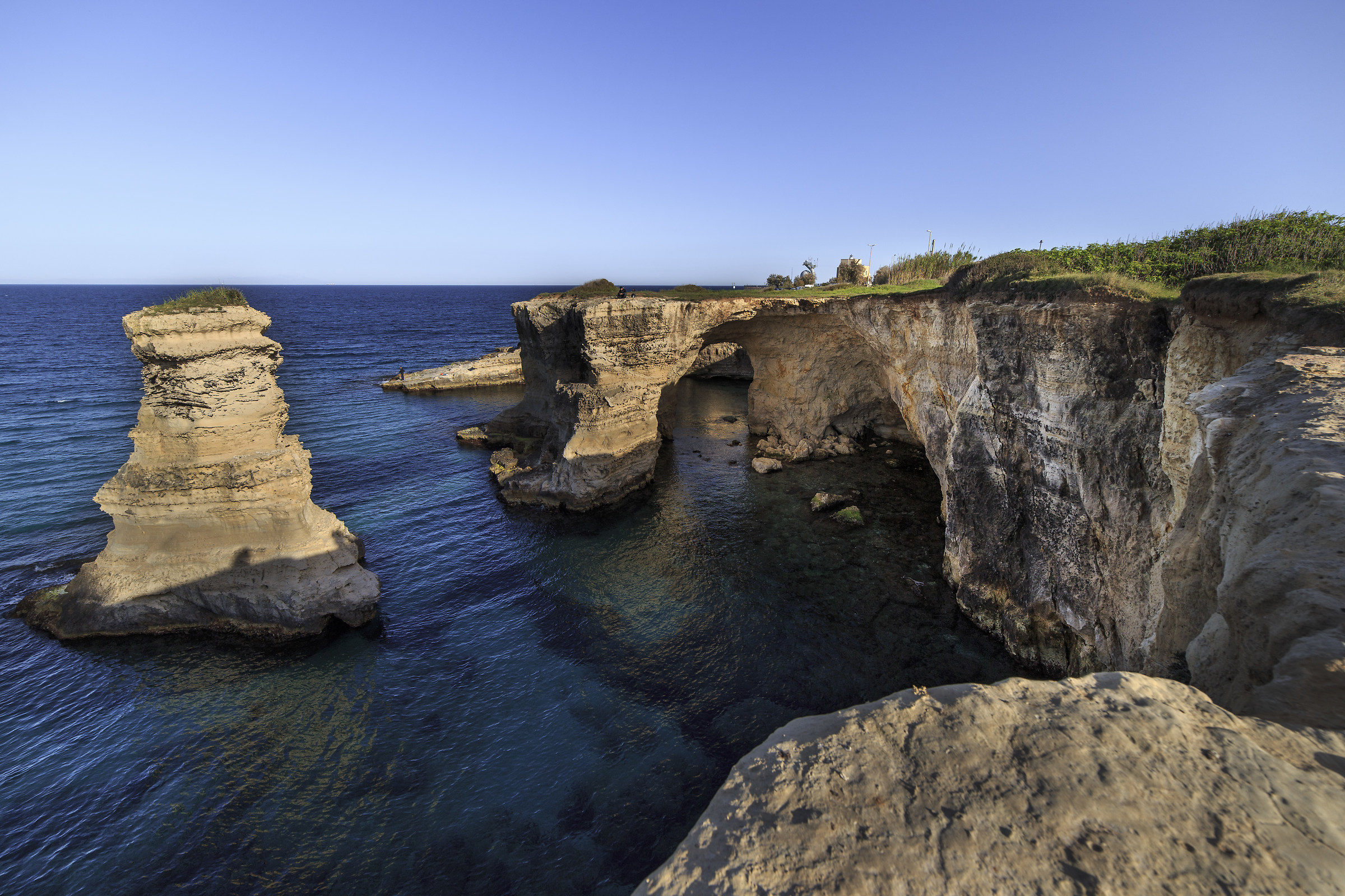 I faraglioni di Sant'Andrea (Puglia)