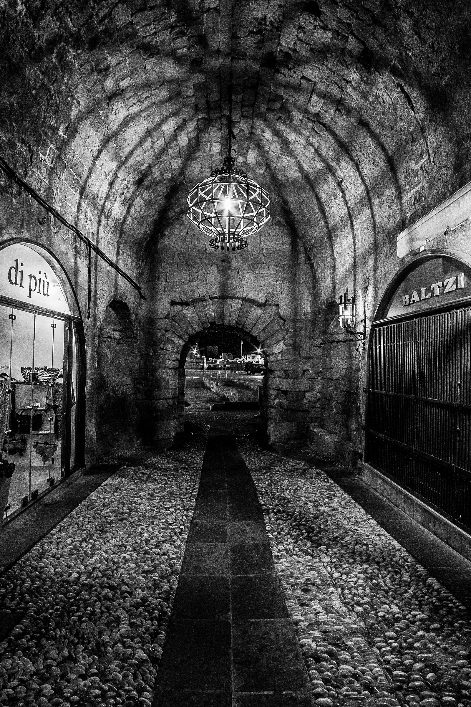 l' uomo ragno a Rodi