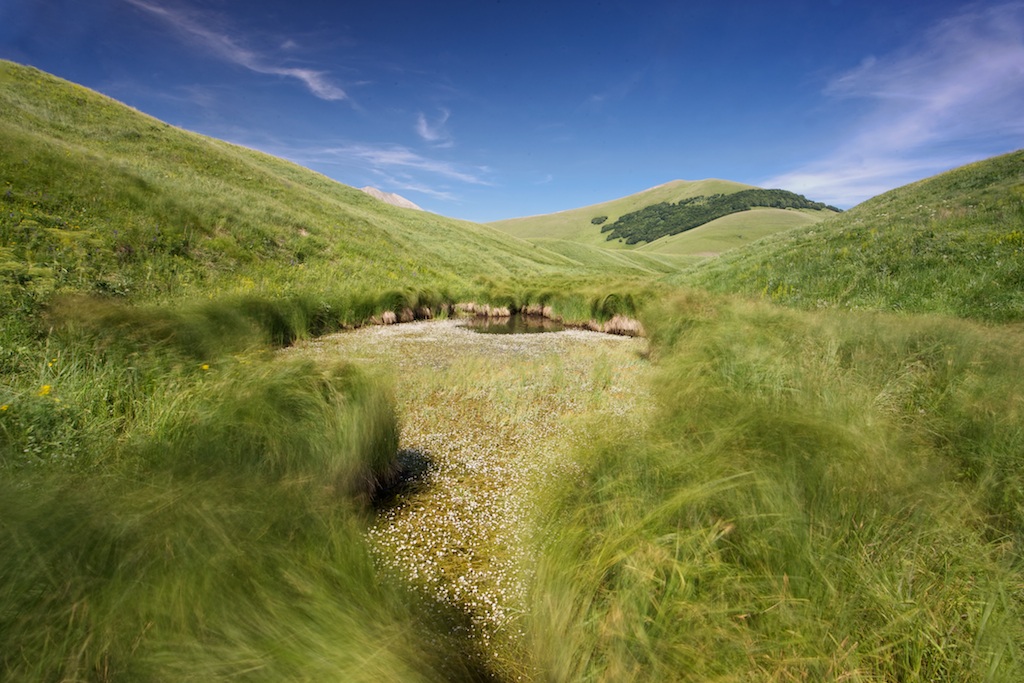 L'inghiottitoio del pian grande di Castelluccio